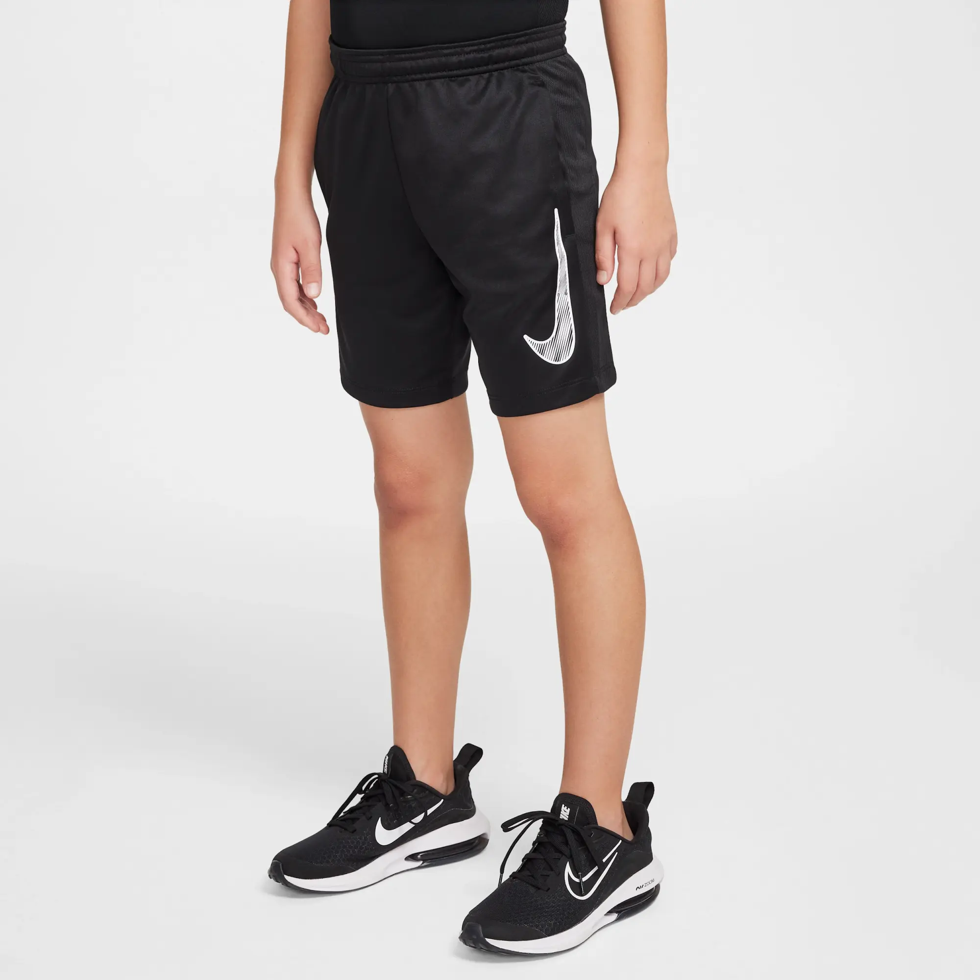 Nike Trophy23 Older Kids' Dri-FIT Shorts - Black - Polyester