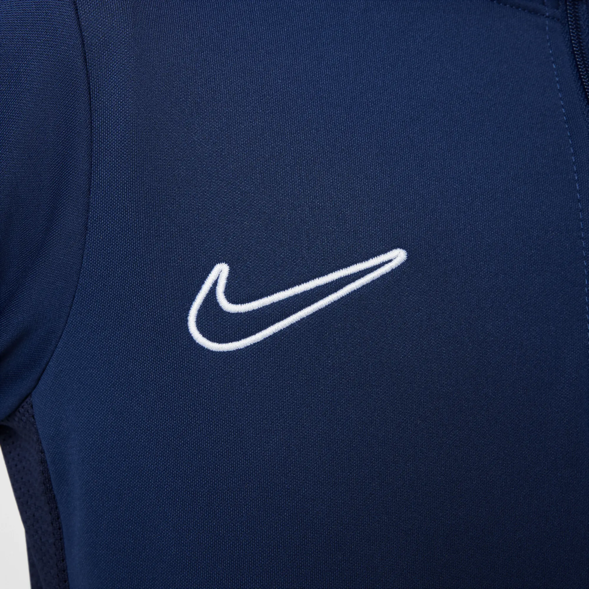Nike Academy Older Kids' Dri-FIT Long-Sleeve 1/4-Zip Football Drill Top - Blue - Polyester