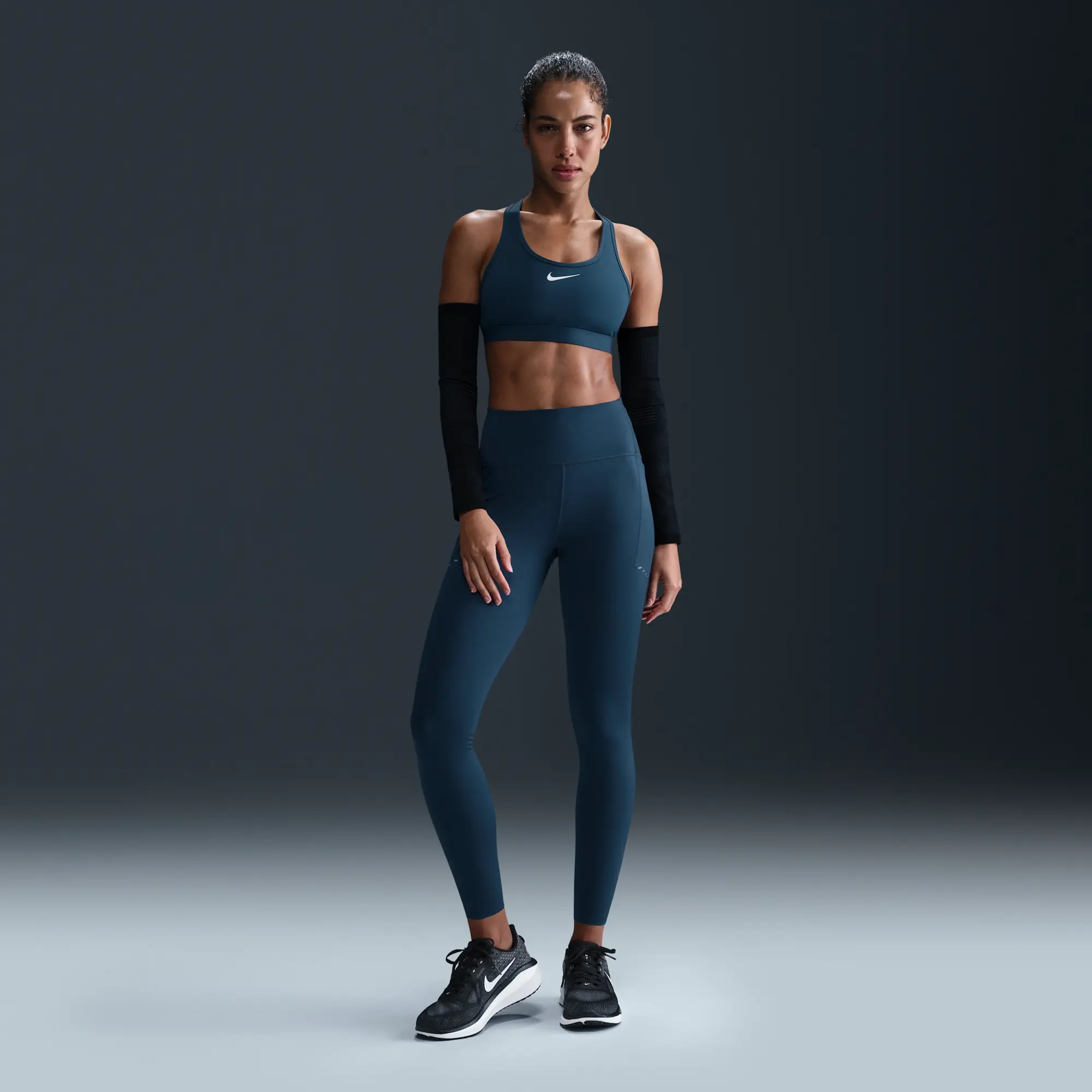 Nike Swift Women's High-Waisted 7/8 Running Leggings with Pockets - Blue - Internal Drawcord