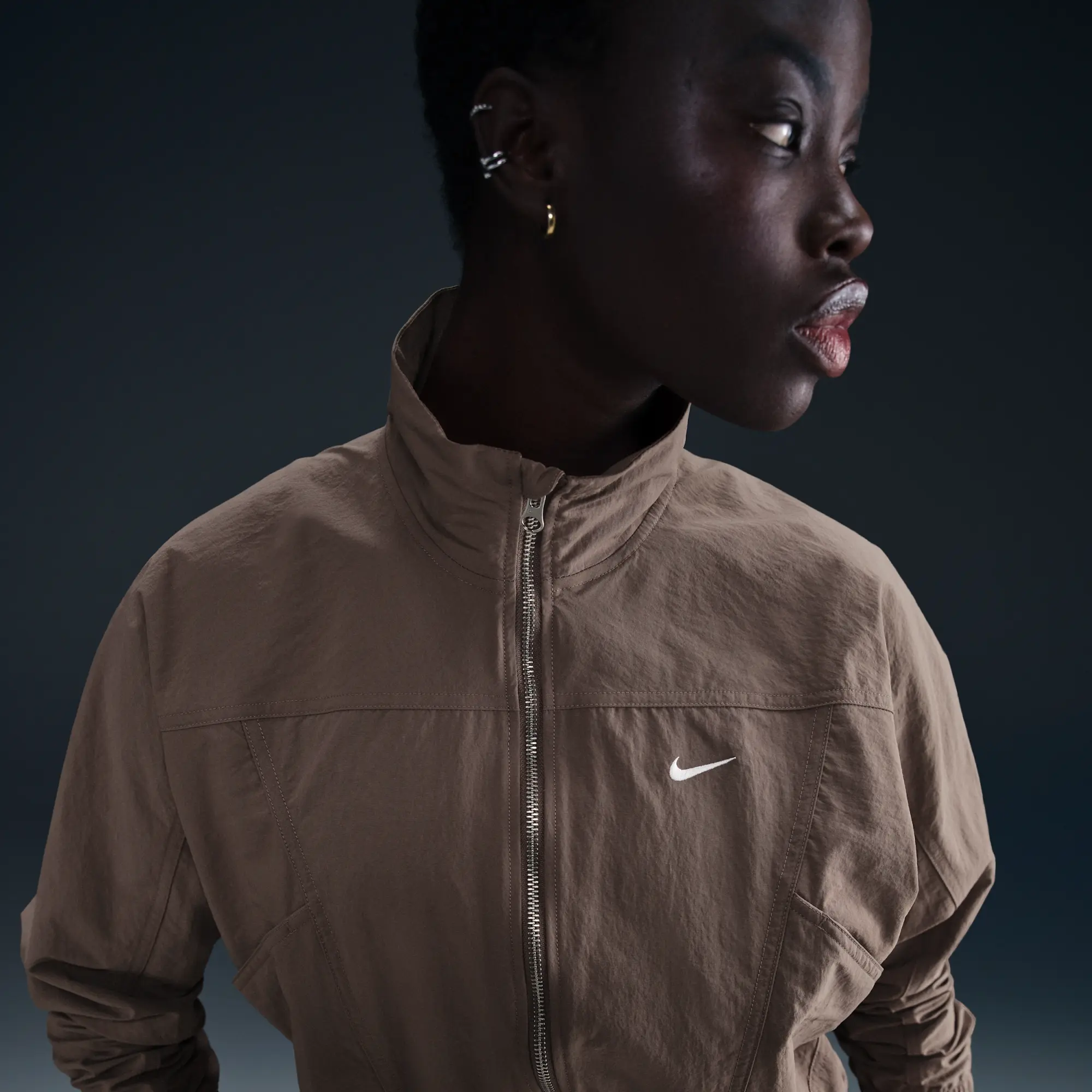 Nike Sportswear Everything Wovens Women's Oversized Repel UV Protection Jacket - Brown - Nylon