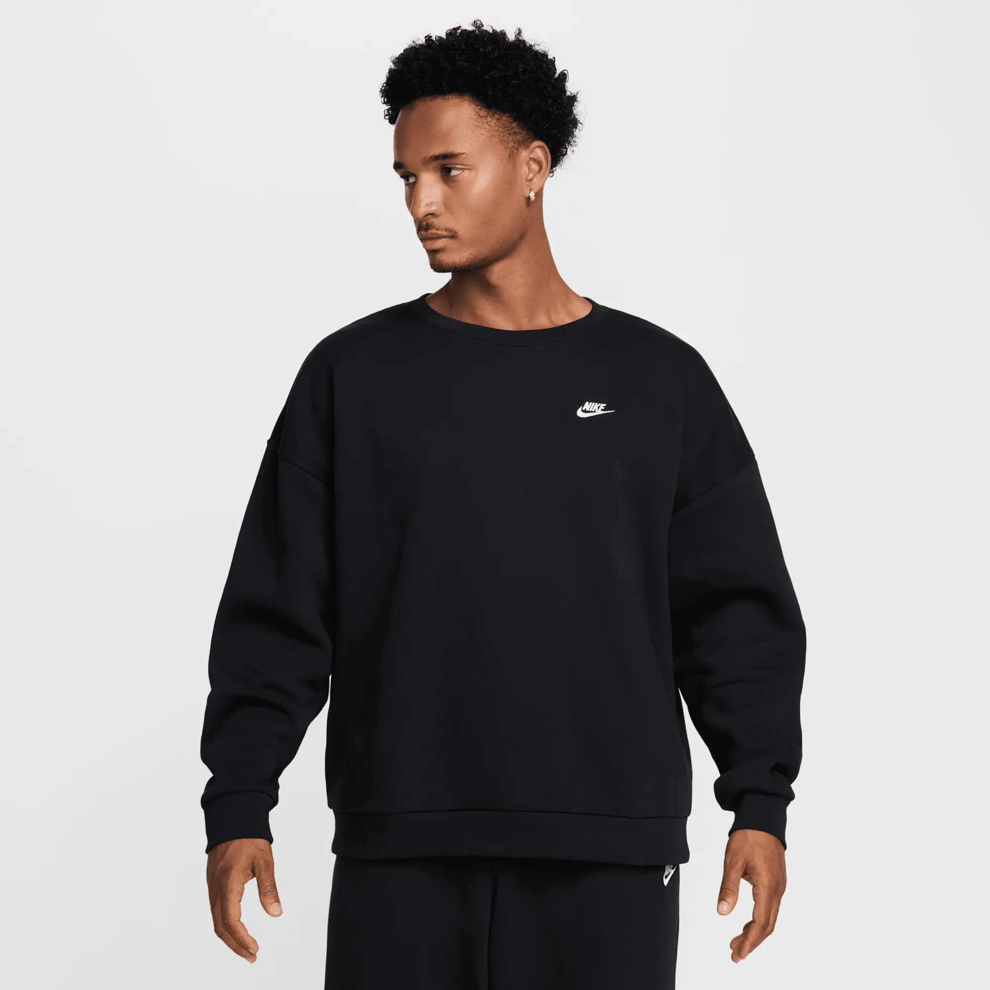 Nike Sportswear Club Men's Oversized Fleece Crew-Neck Sweatshirt - Black - Cotton/Polyester