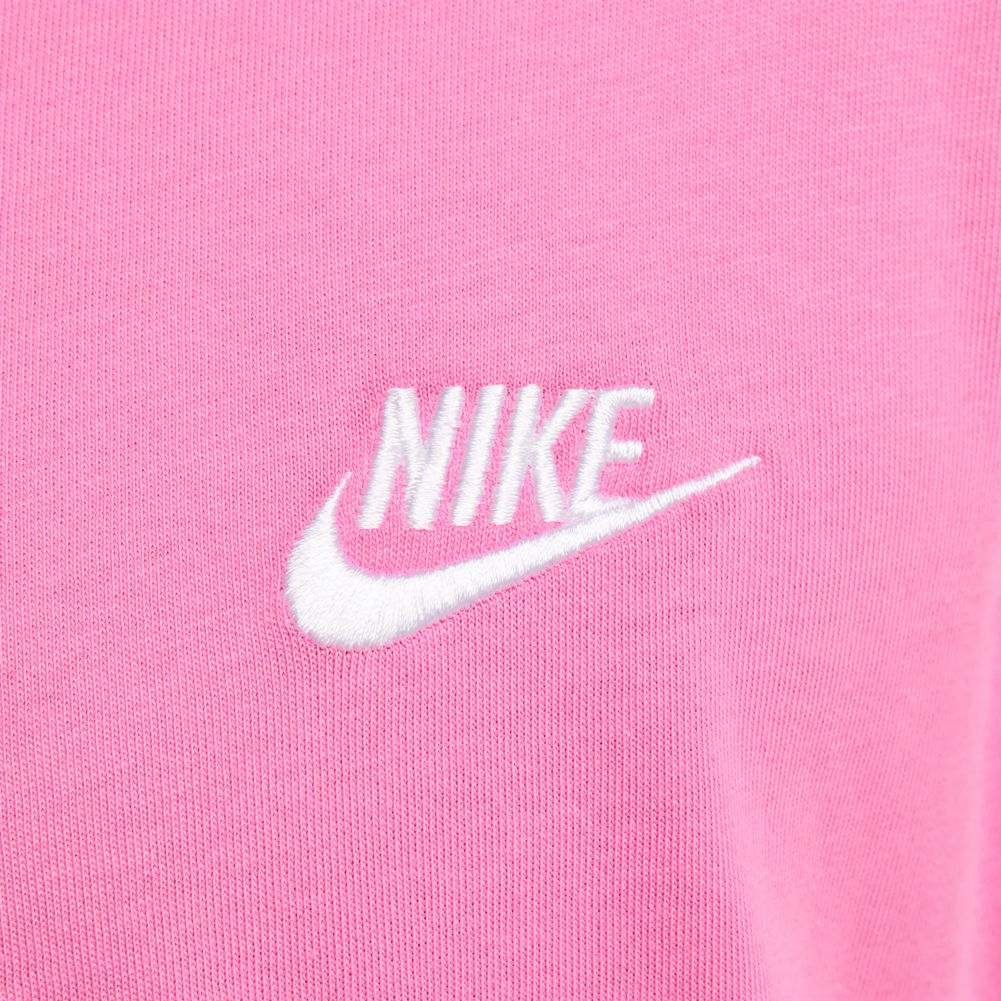 Nike Club Men T-Shirts - Pink