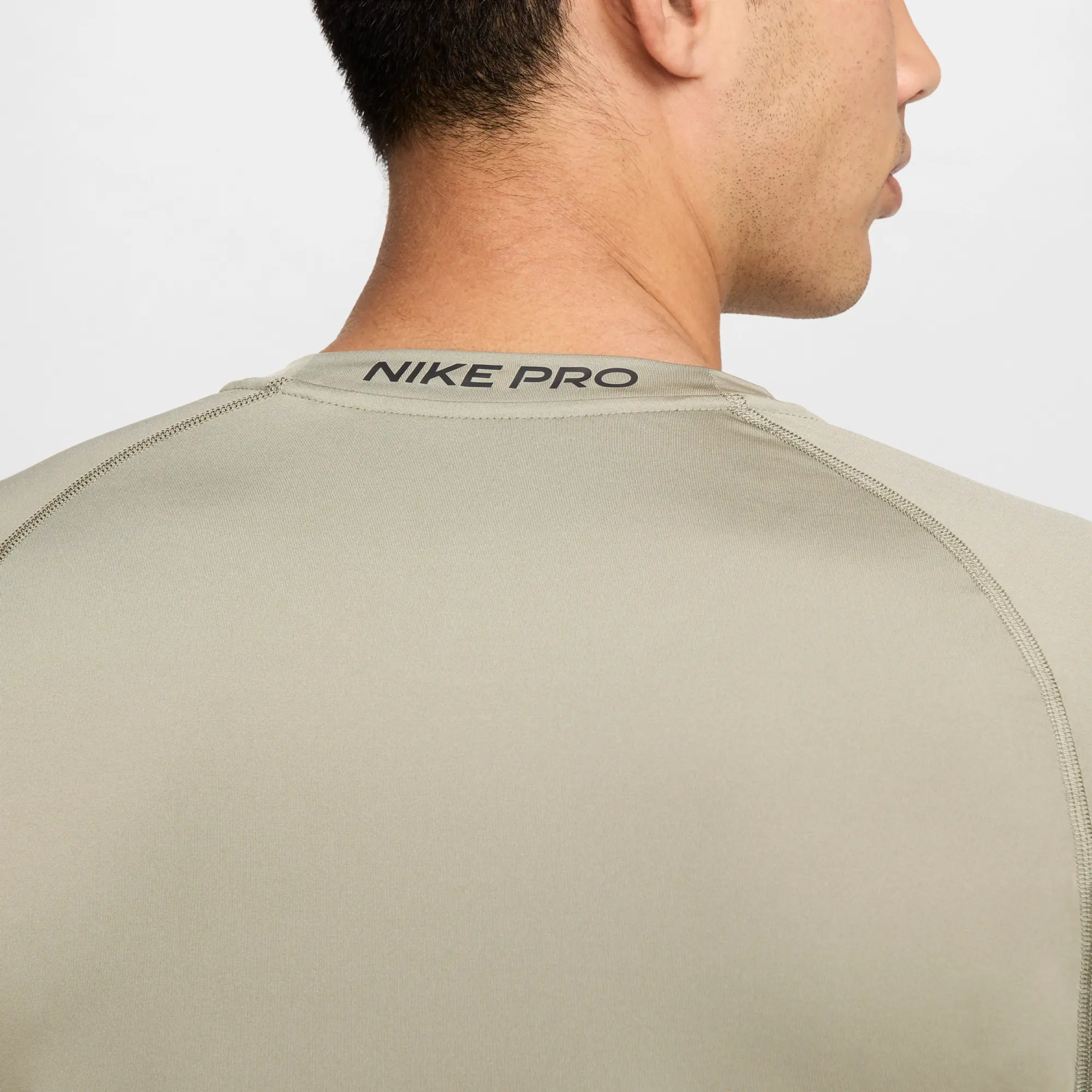 Nike Training Dri-Fit Muscle Fit T-Shirt In Khaki-Black