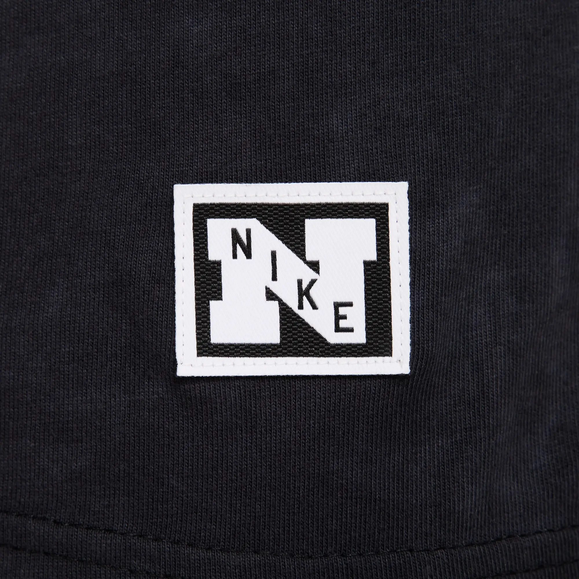 Nike Training Graphic T-Shirt In Black