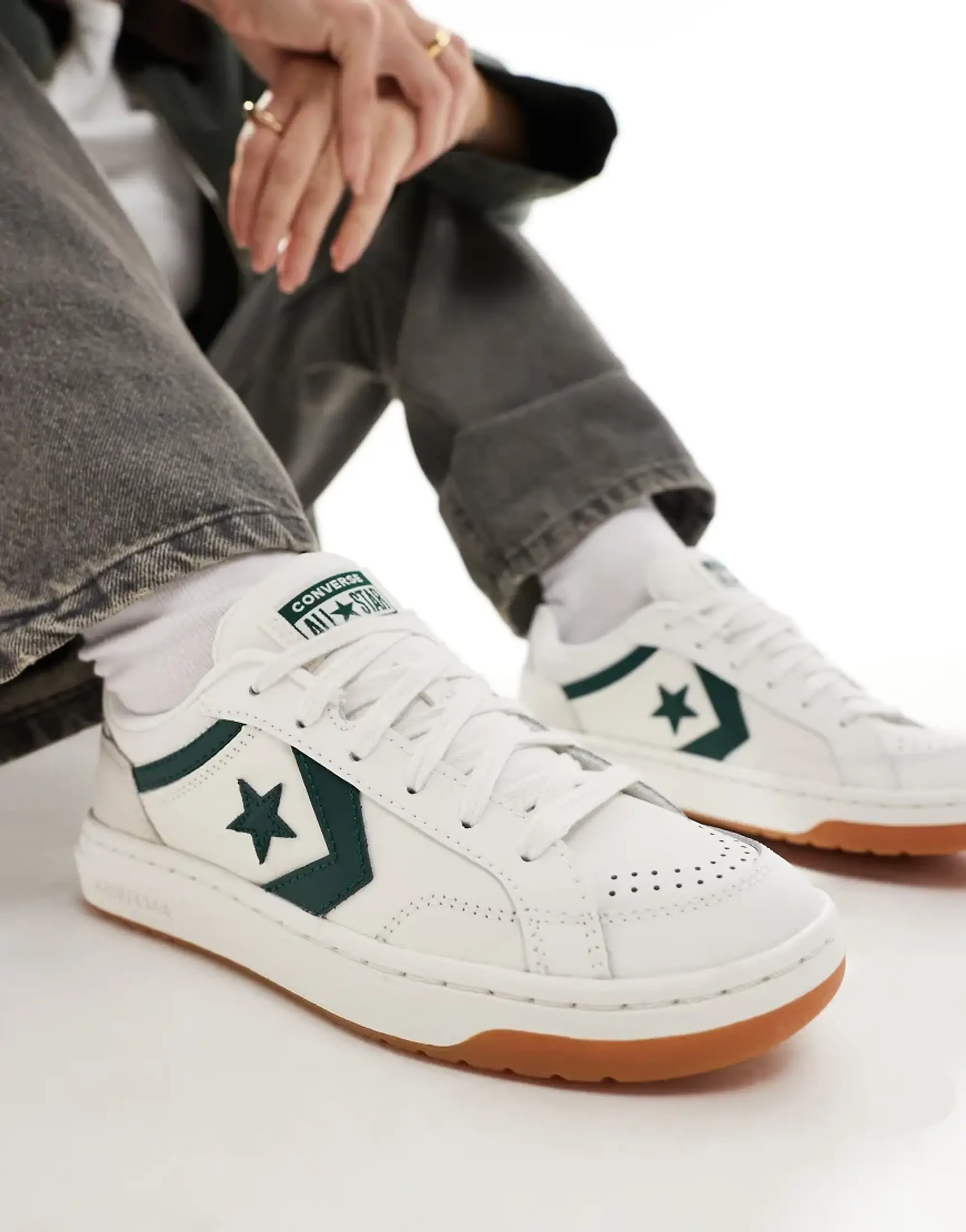 Converse pro blaze classic trainers in white & green