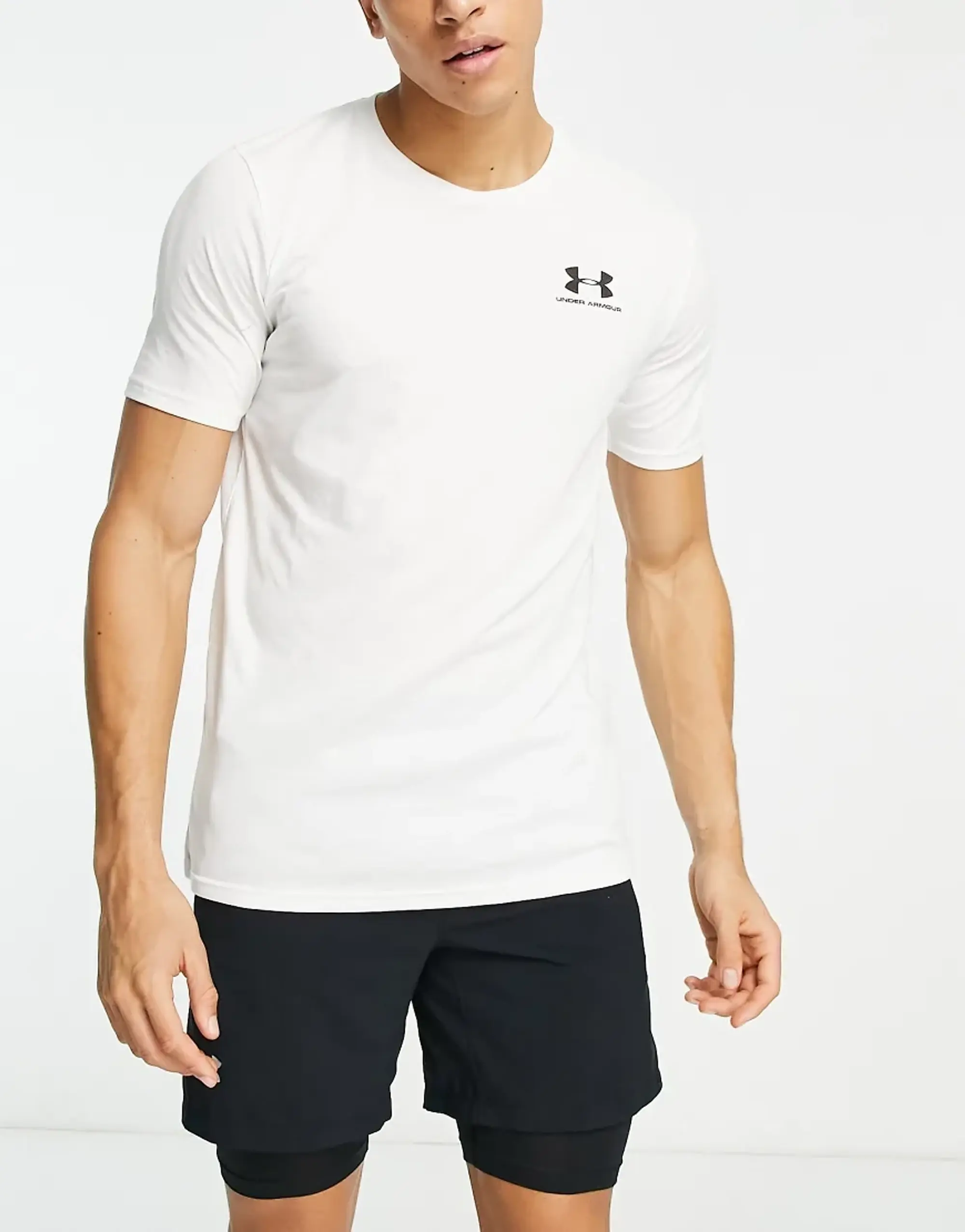 Under Armour Sportstyle Short Sleeve T-Shirt In White