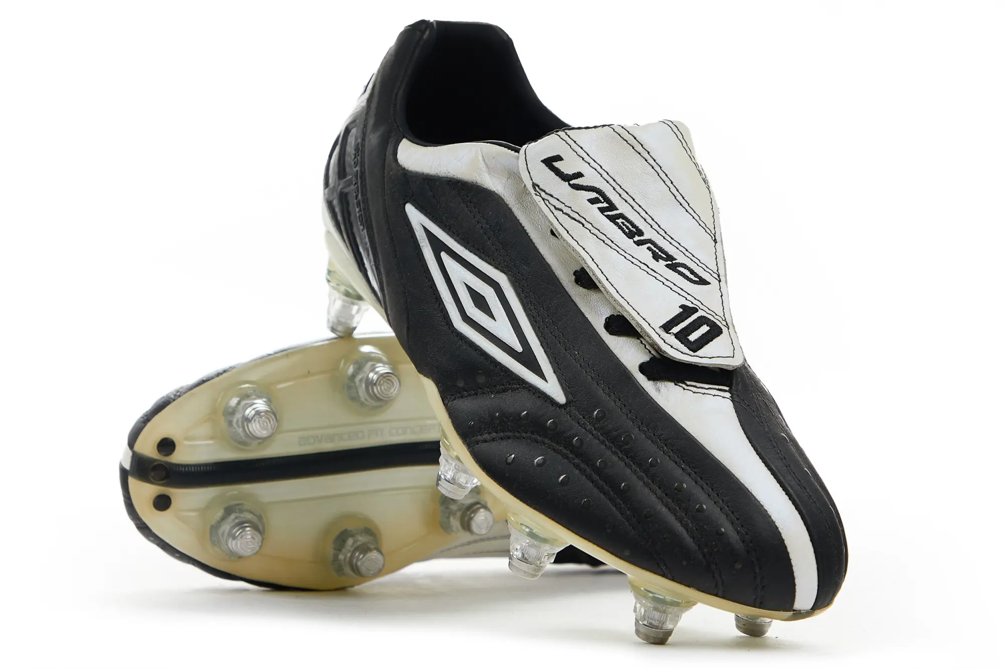 2004 Umbro Match Worn Exoskeleton IVX Football Boots (Michael Owen) - 5/10 - SG (UK 6)