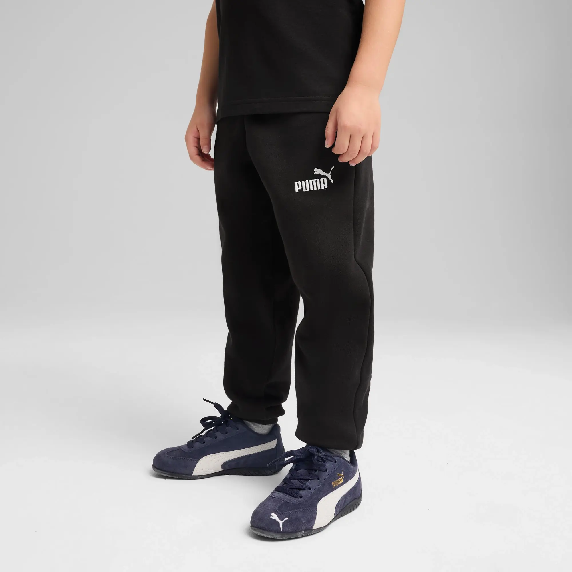 PUMA Ess No. 1 Logo Fleece Sweatpants Kids, Black