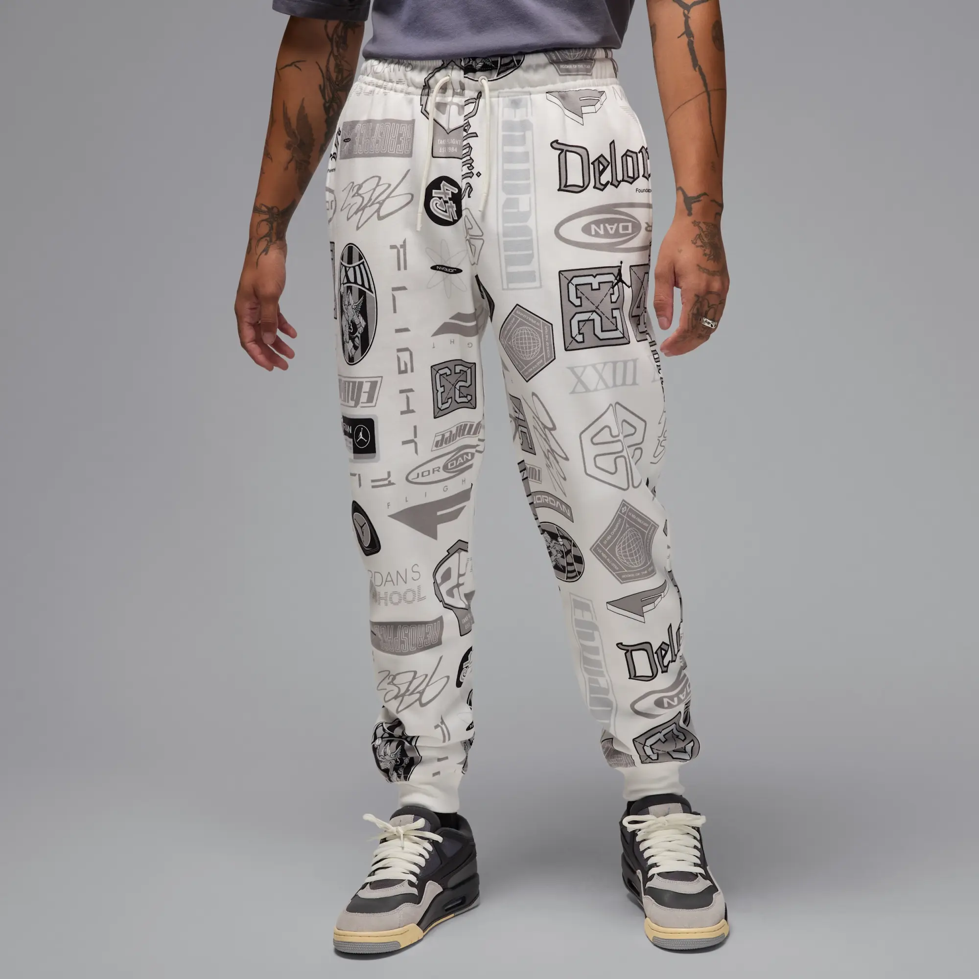 Nike Jordan Essentials Men's Printed Fleece Trousers - White - Cotton/Polyester