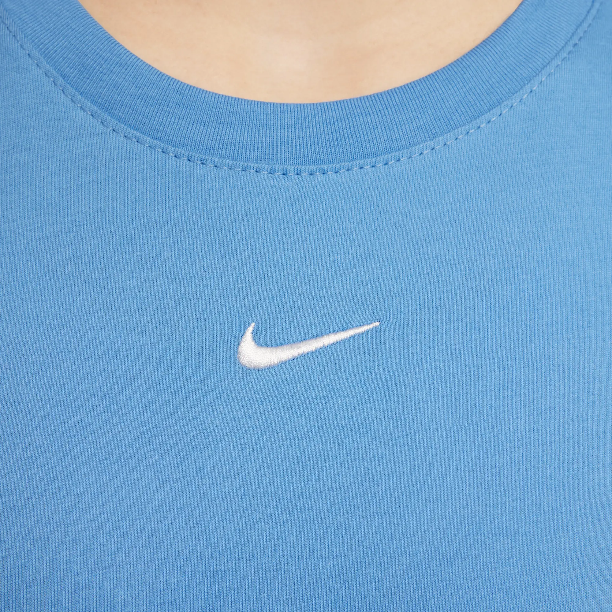 Nike Sportswear Essential Older Kids' (Girls') T-Shirt - Blue - Cotton