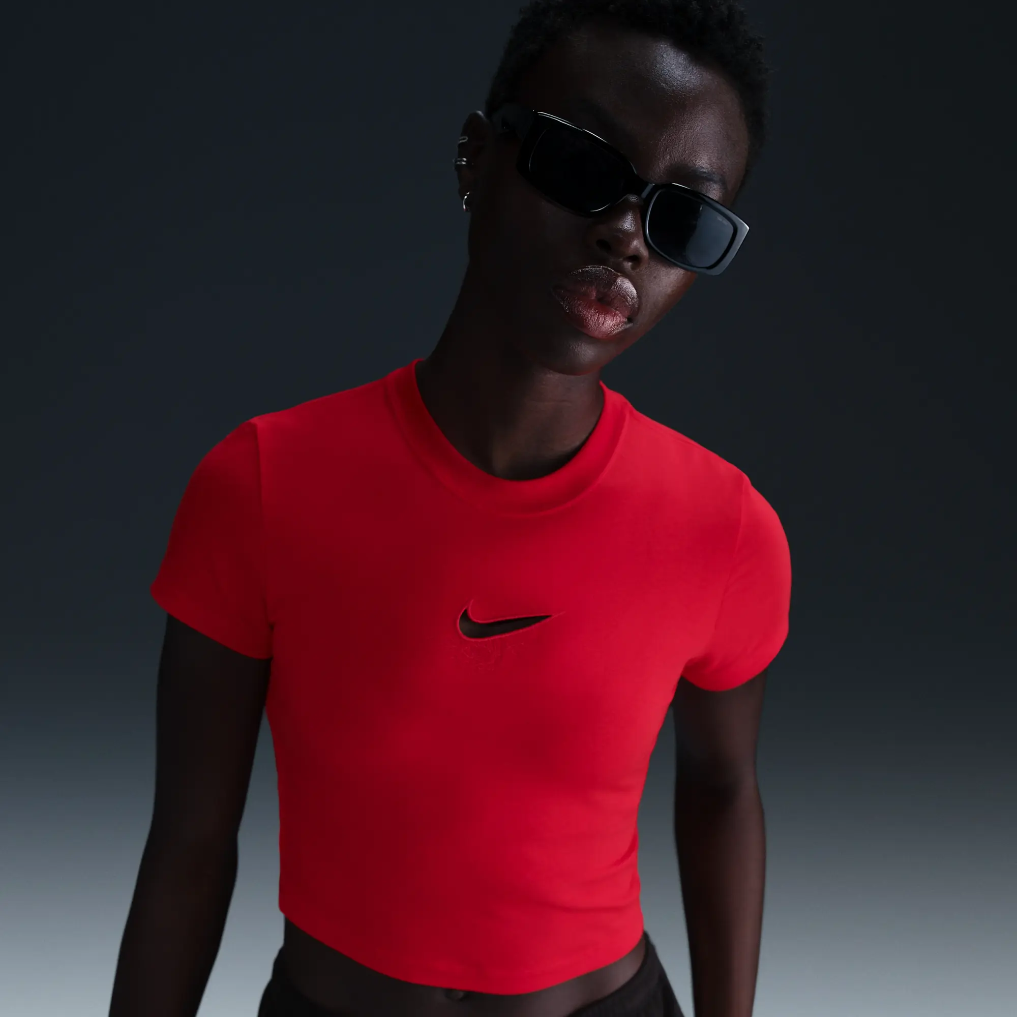 Nike Sportswear Chill Knit Women's Slim Cropped T-Shirt - Red - Modal/Cotton/Elastane