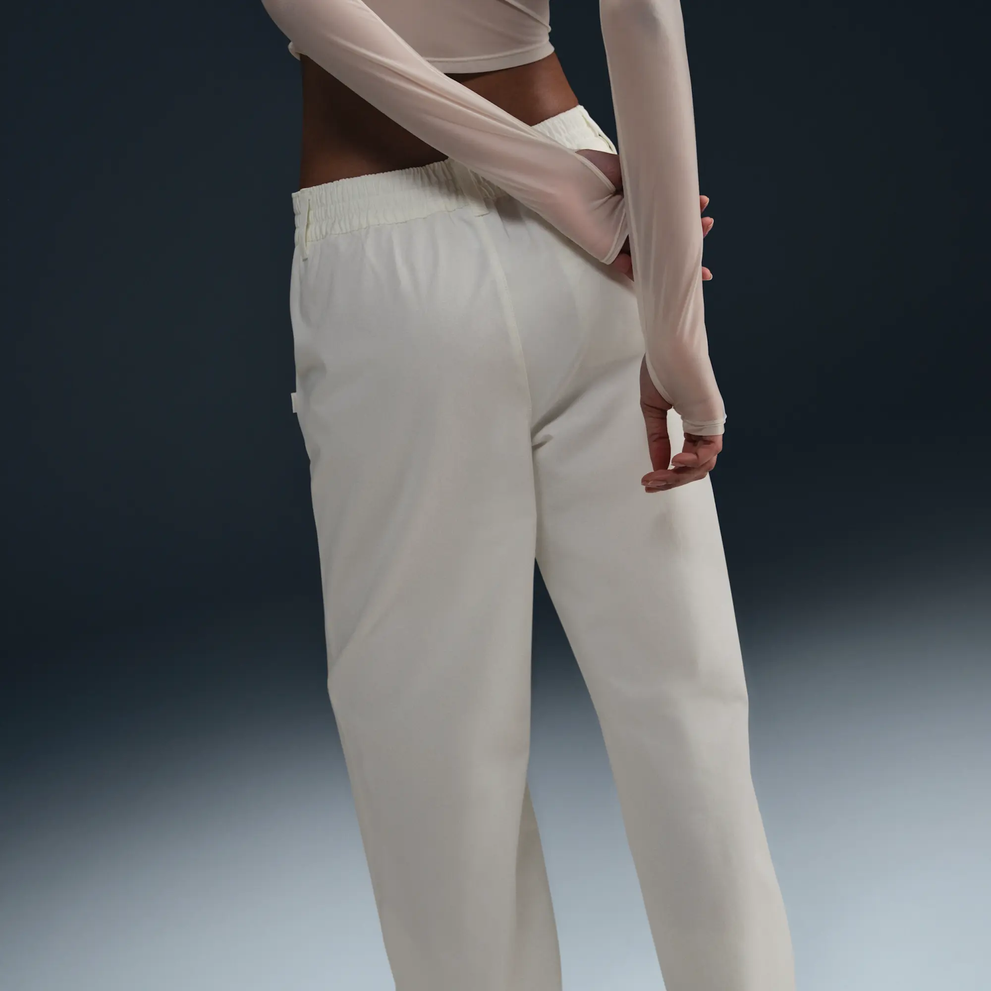 Nike Sportswear Collection Women's Mid-Rise Twill Trousers - White - Cotton/Polyester/Elastane