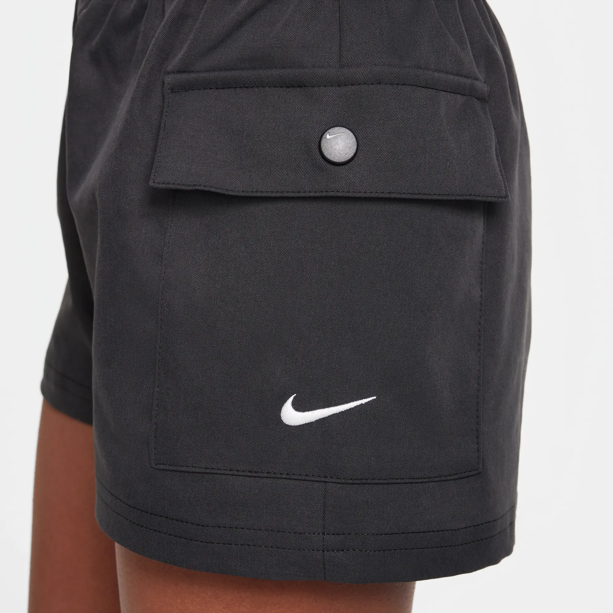 Nike Sportswear Girls' Woven Cargo Shorts - Black - Polyester