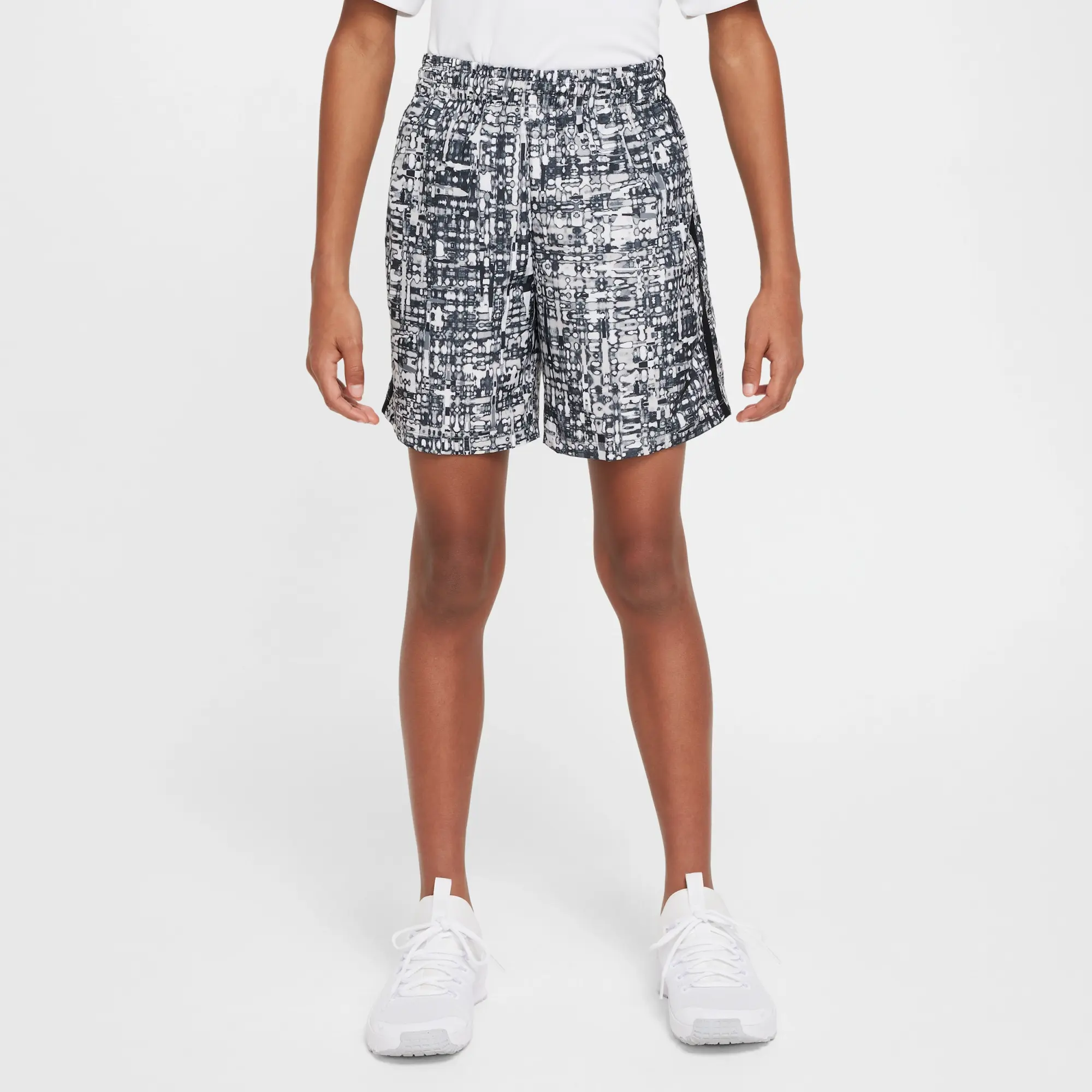 Nike Multi Older Kids' (Boys') Dri-FIT Woven Shorts - Grey - Polyester