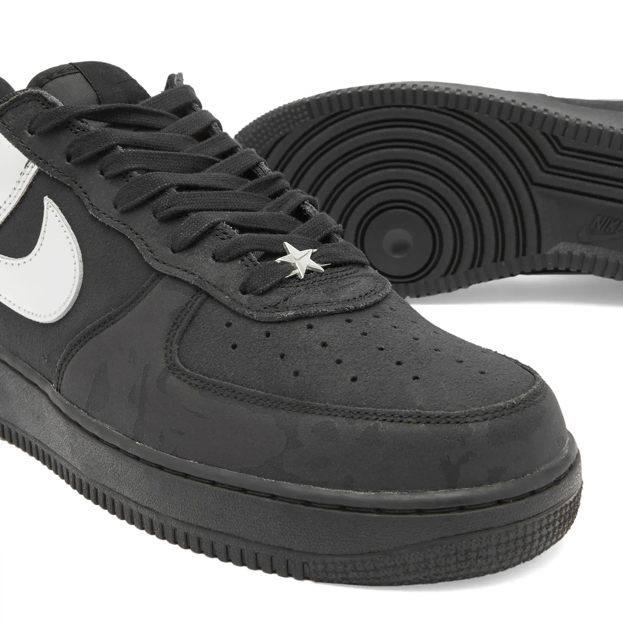 Nike Air Force 1 Low Retro Sneaker Black/Chrome