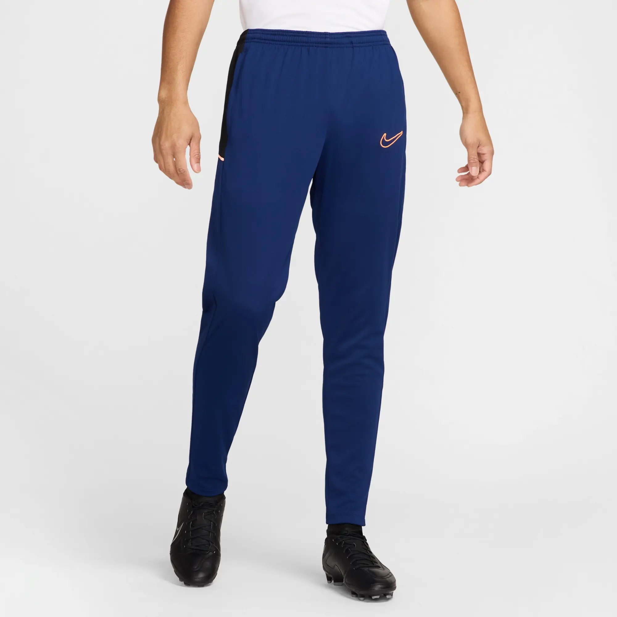 Nike Football Academy 25 Dri-Fit Trousers In Navy