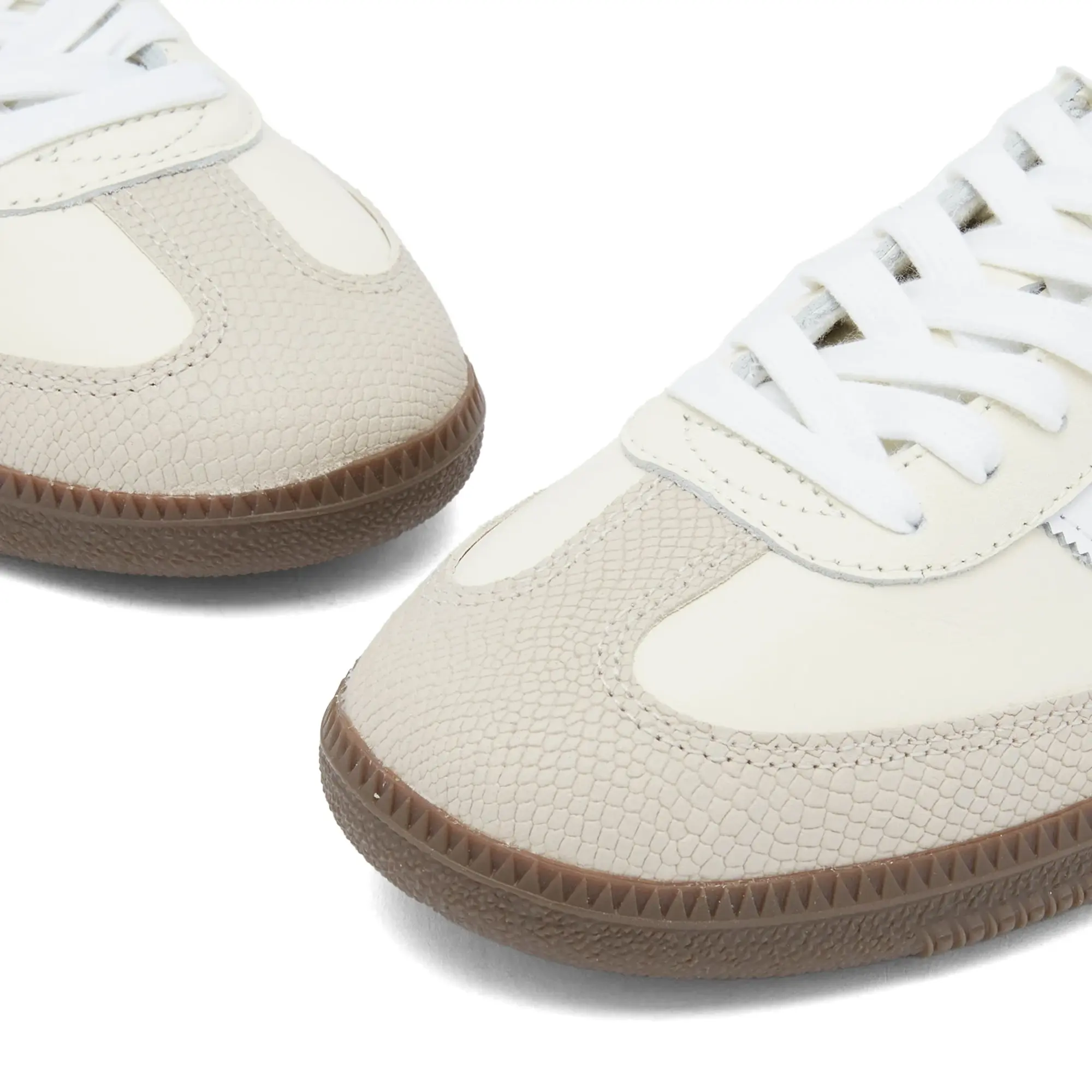 Women's Adidas Originals Samba Og Trainers in Cream