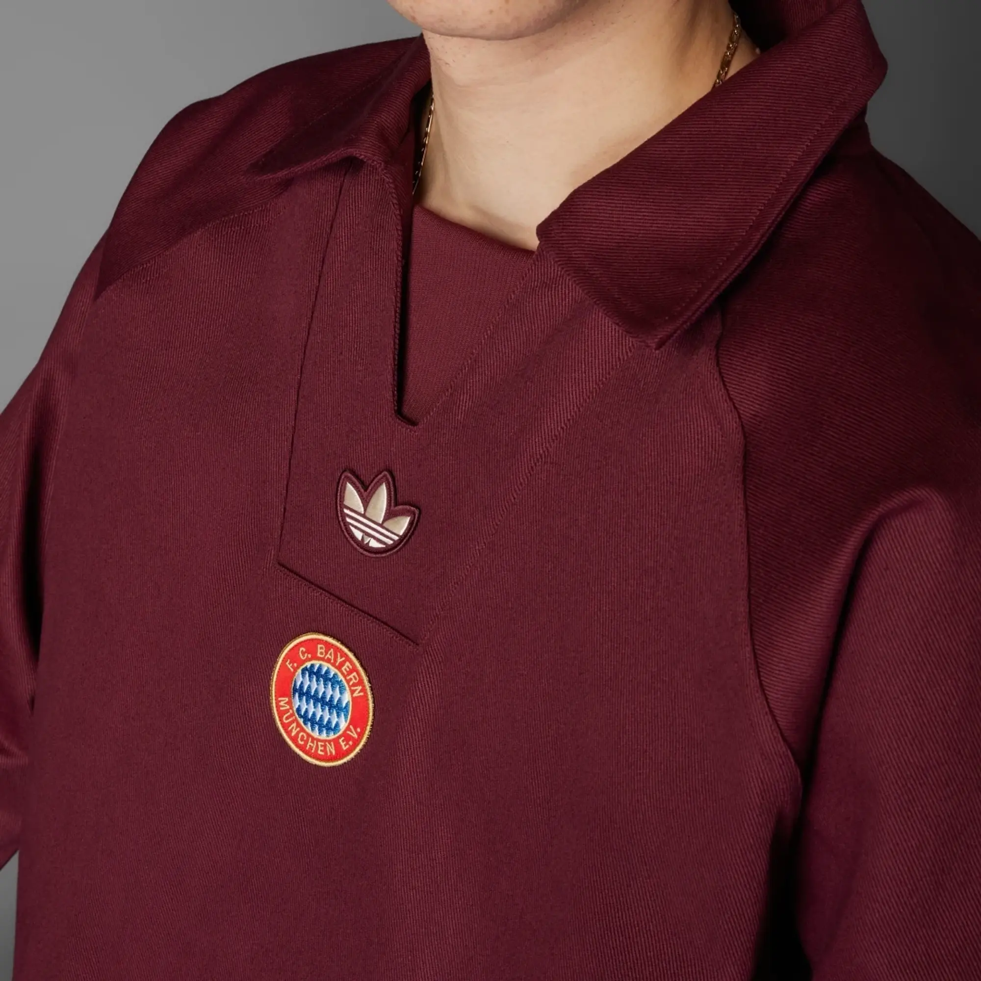 ★★Adairs★★ FC Bayern Terrace Icon Drill Top JF0596 Adidas Originals Fc Bayern Terrace Icons Drill Top In Shadow