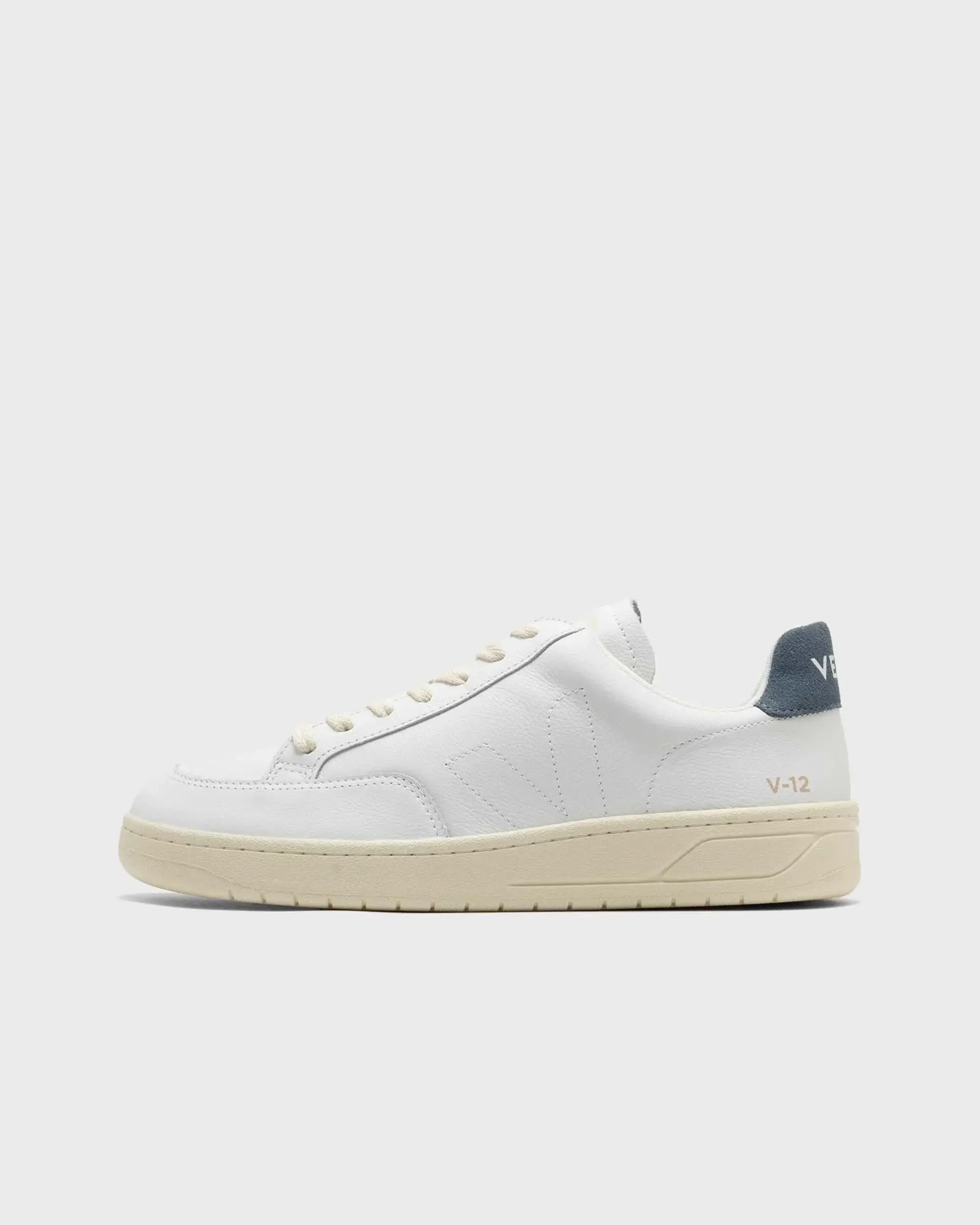 Veja V-12 Stitch O.T. LEATHER
