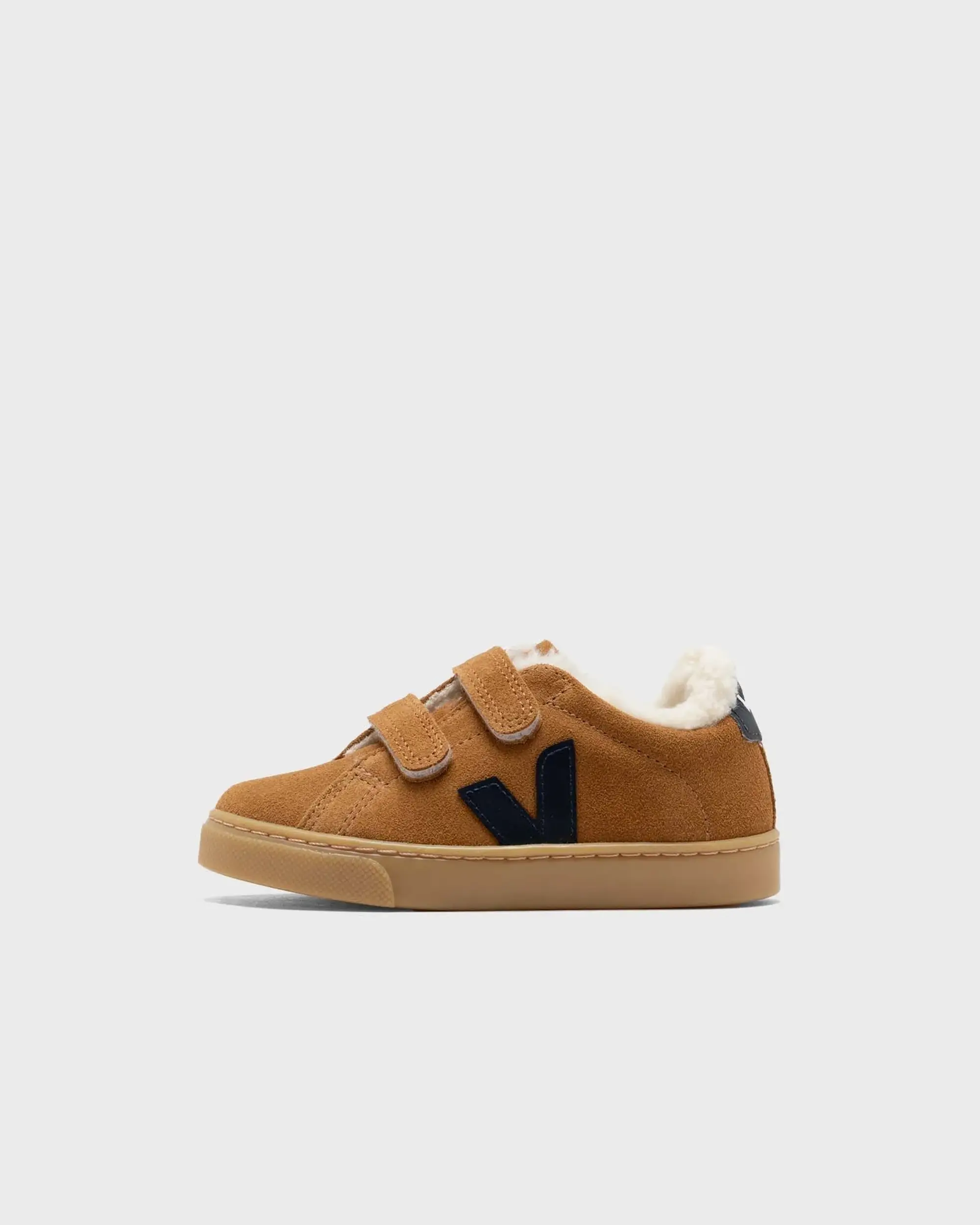Veja Small Esplar Winter SUEDE