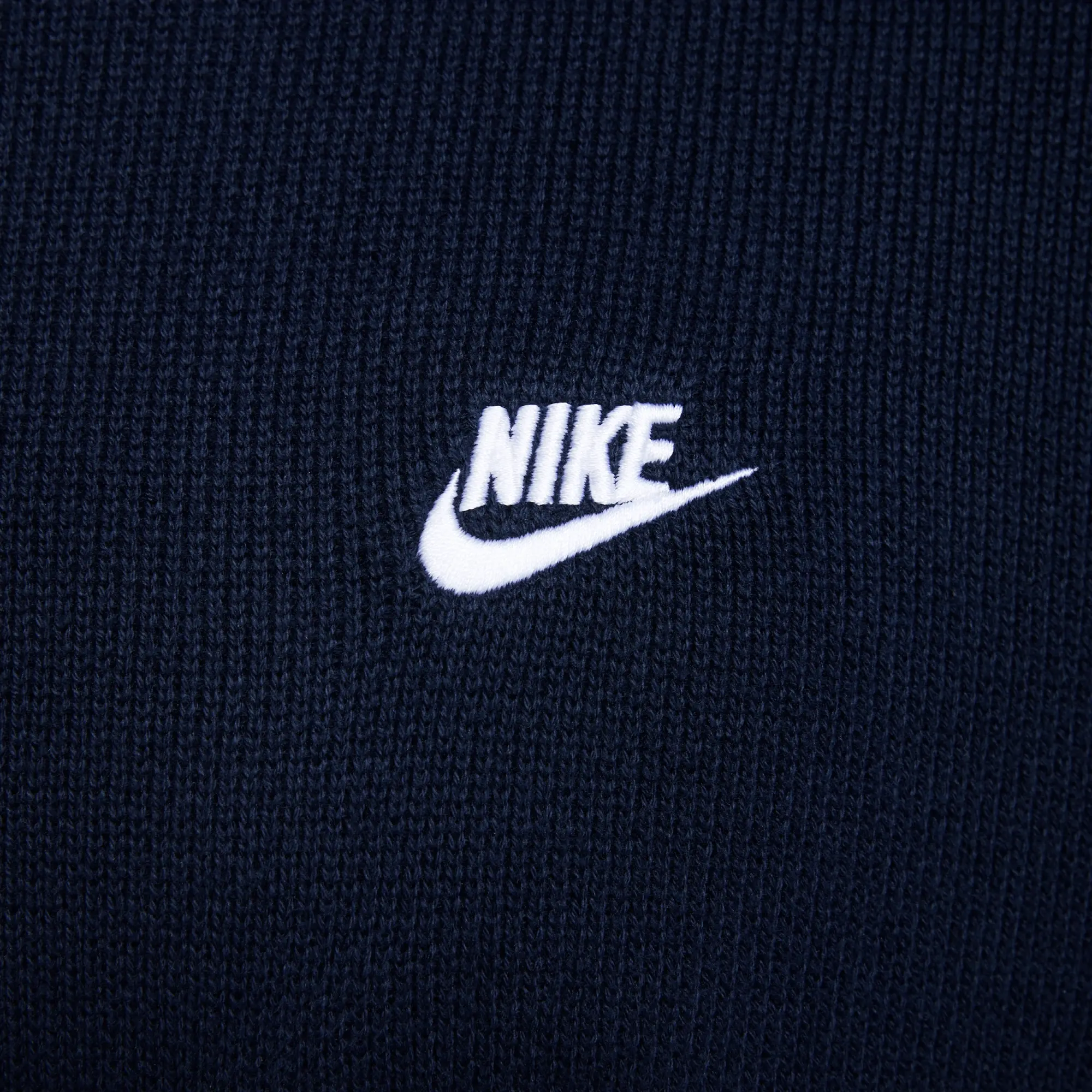 Nike Club Crew Sweater In Dark Navy