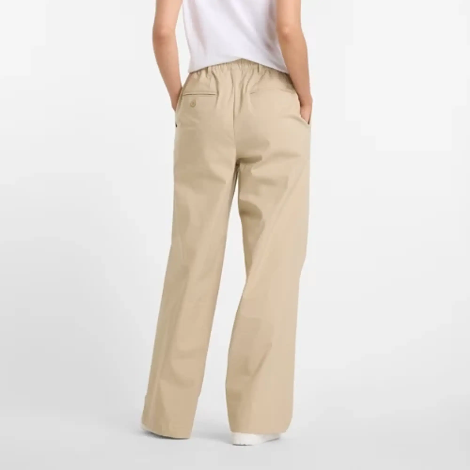 New Balance Women's Boylston Twill Trouser in Grey Cotton Twill