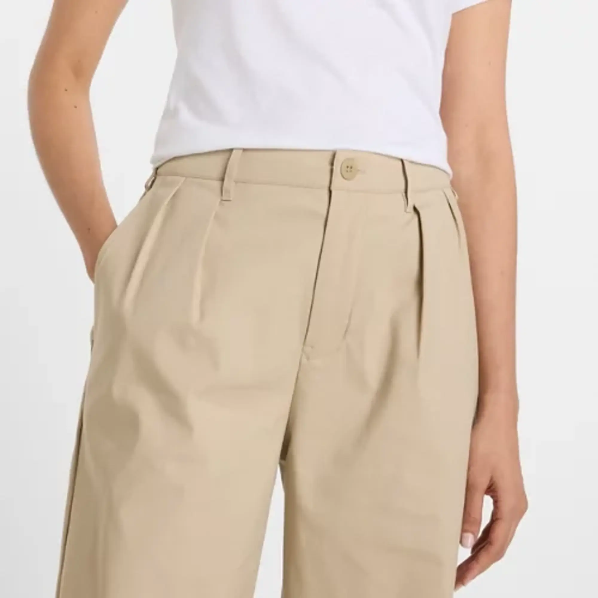 New Balance Women's Boylston Twill Trouser in Grey Cotton Twill