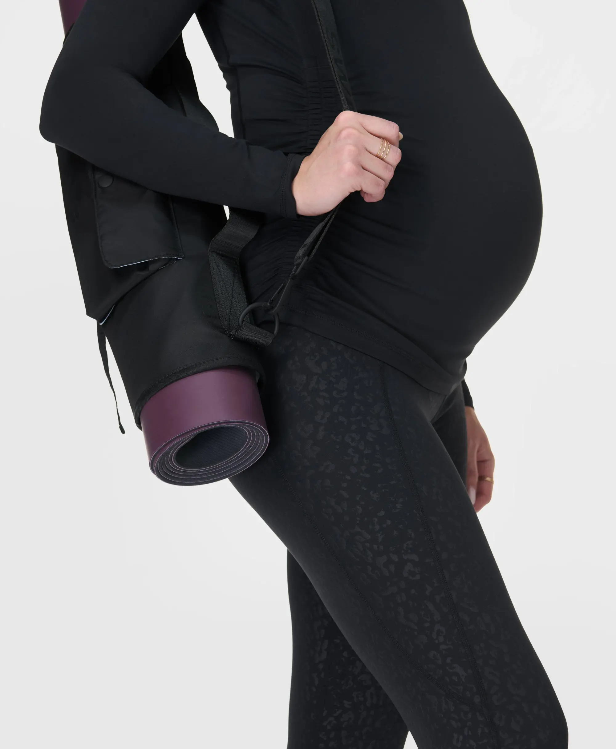 All Day Embossed Maternity Leggings