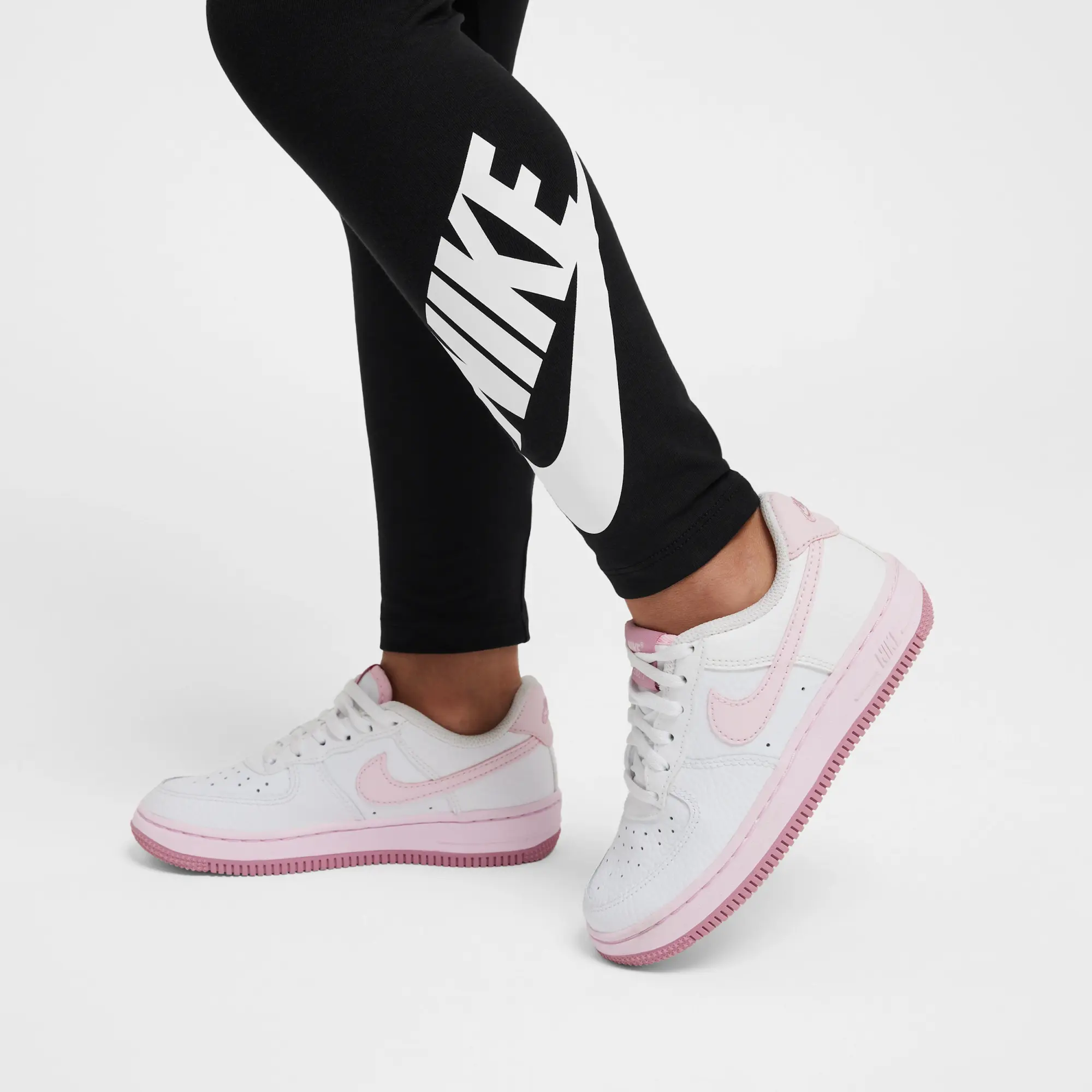 Nike Sportswear Club Younger Kids' High-Rise Leggings - Black - Cotton