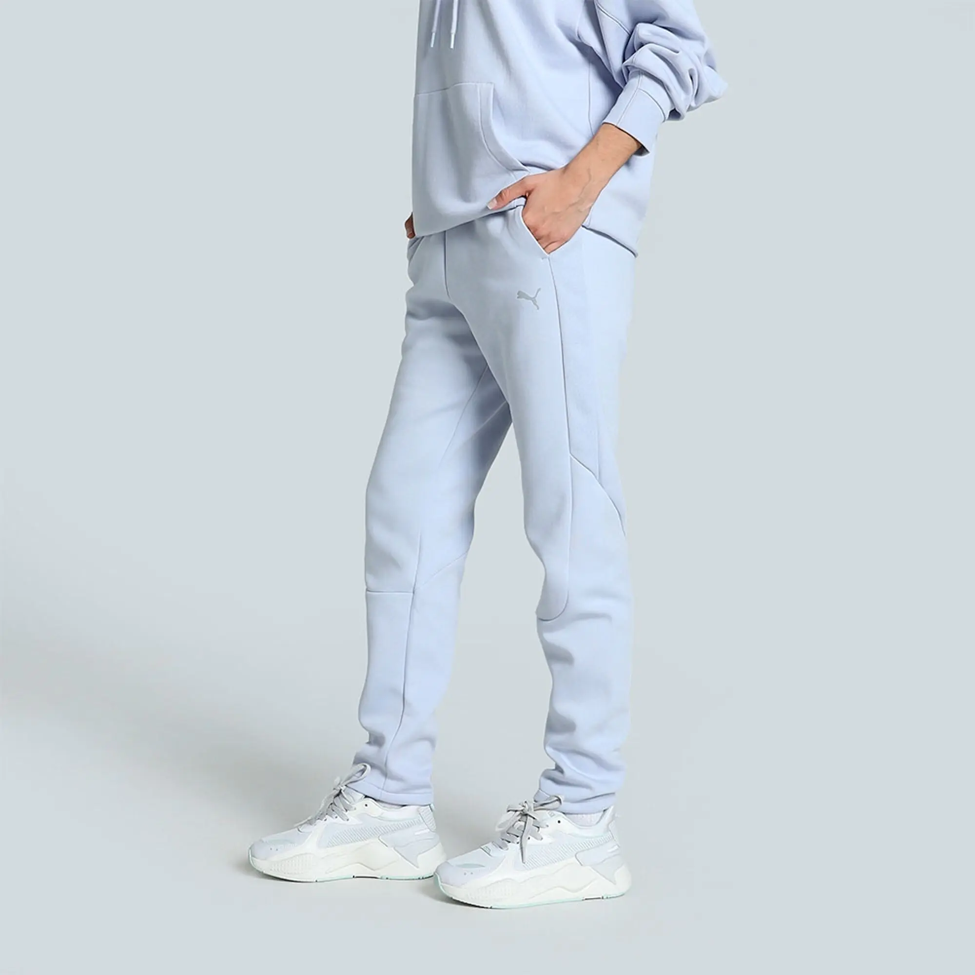 PUMA Evostripe Sweatpants Women, Cool Weather