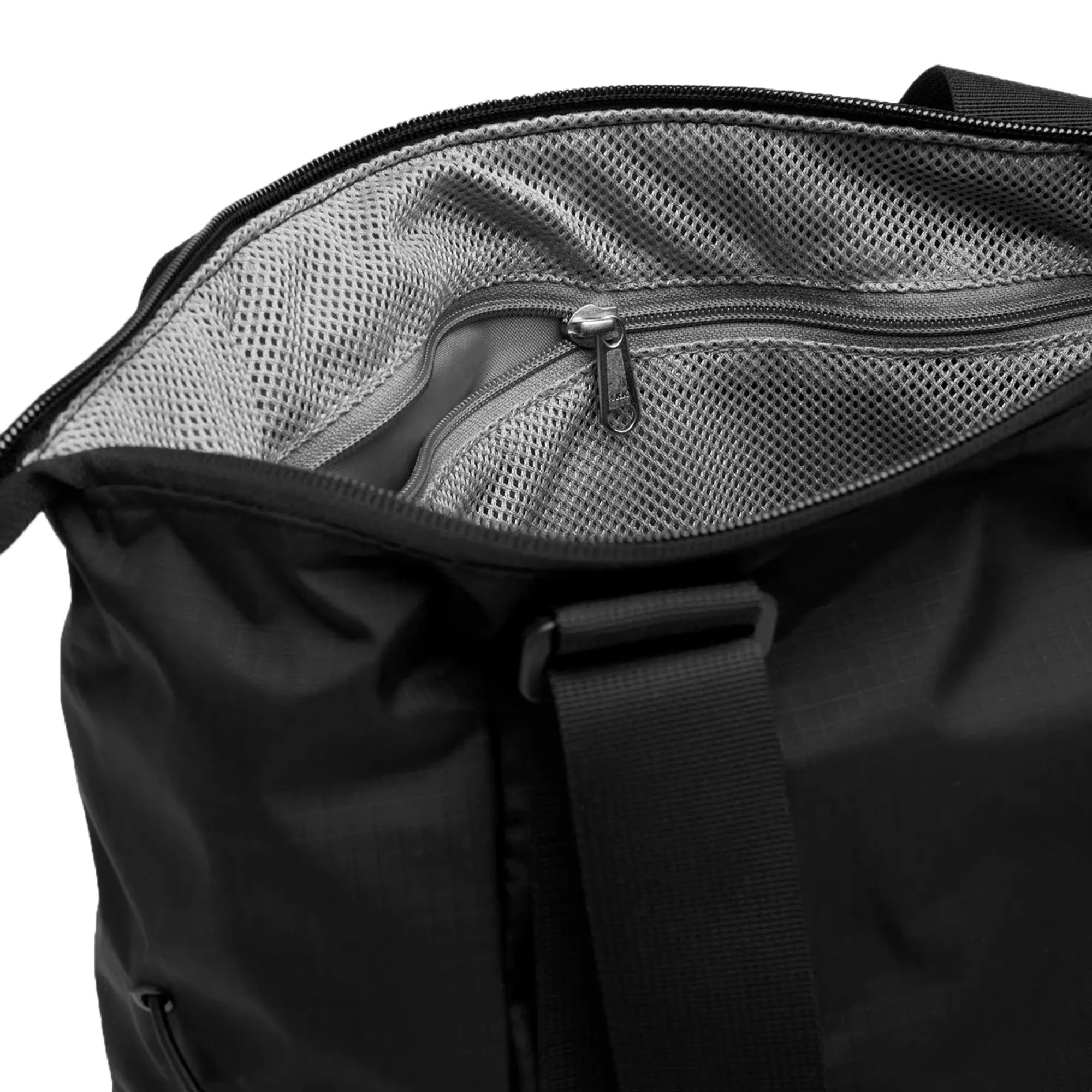 The North Face Men's Borealis Tote Bag Tnf Black
