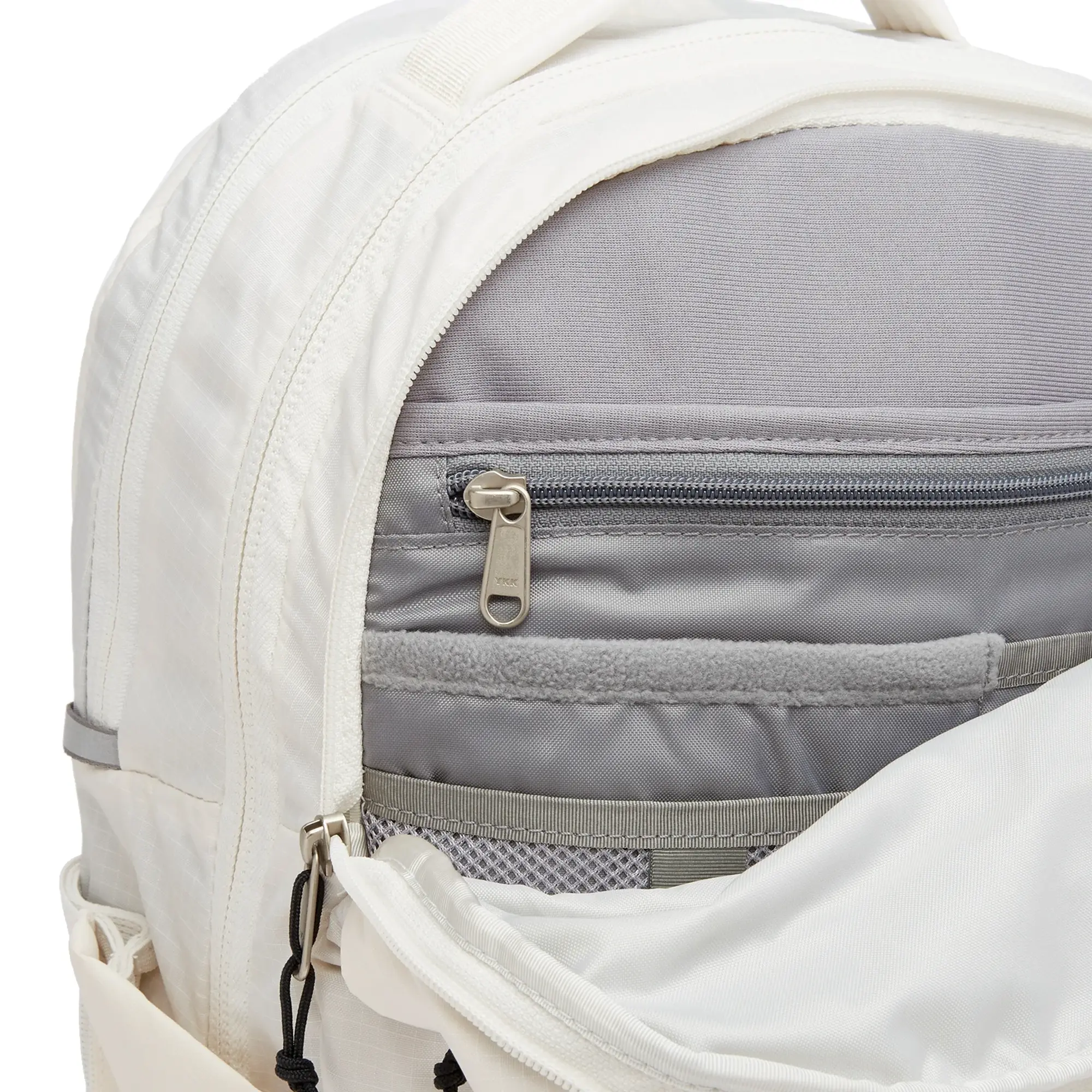 The North Face Women's Borealis Backpack Gardenia White/Tnf Black