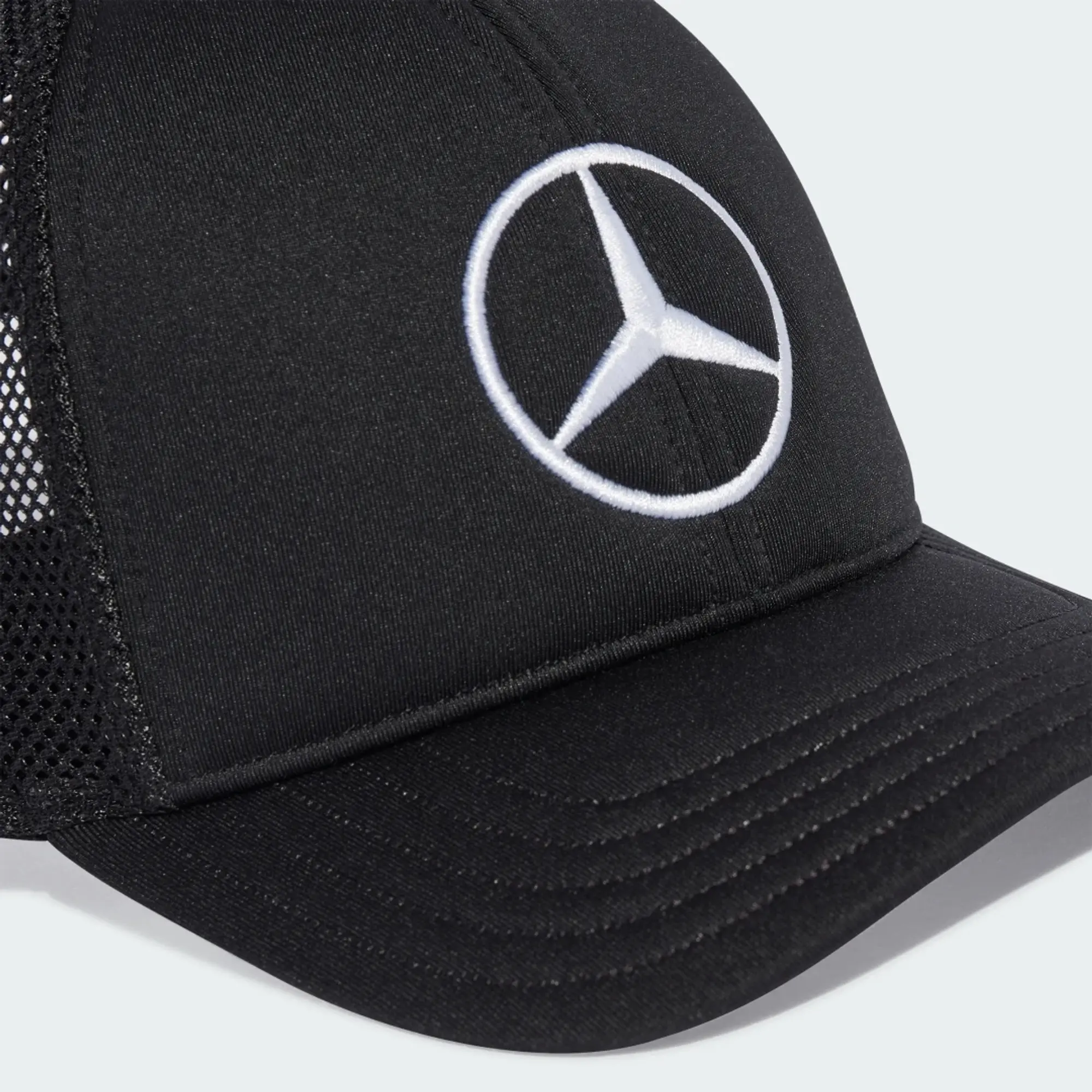 adidas MERCEDES - AMG PETRONAS FORMULA ONE TEAM SNAPBACK STAR TRUCKER CAP