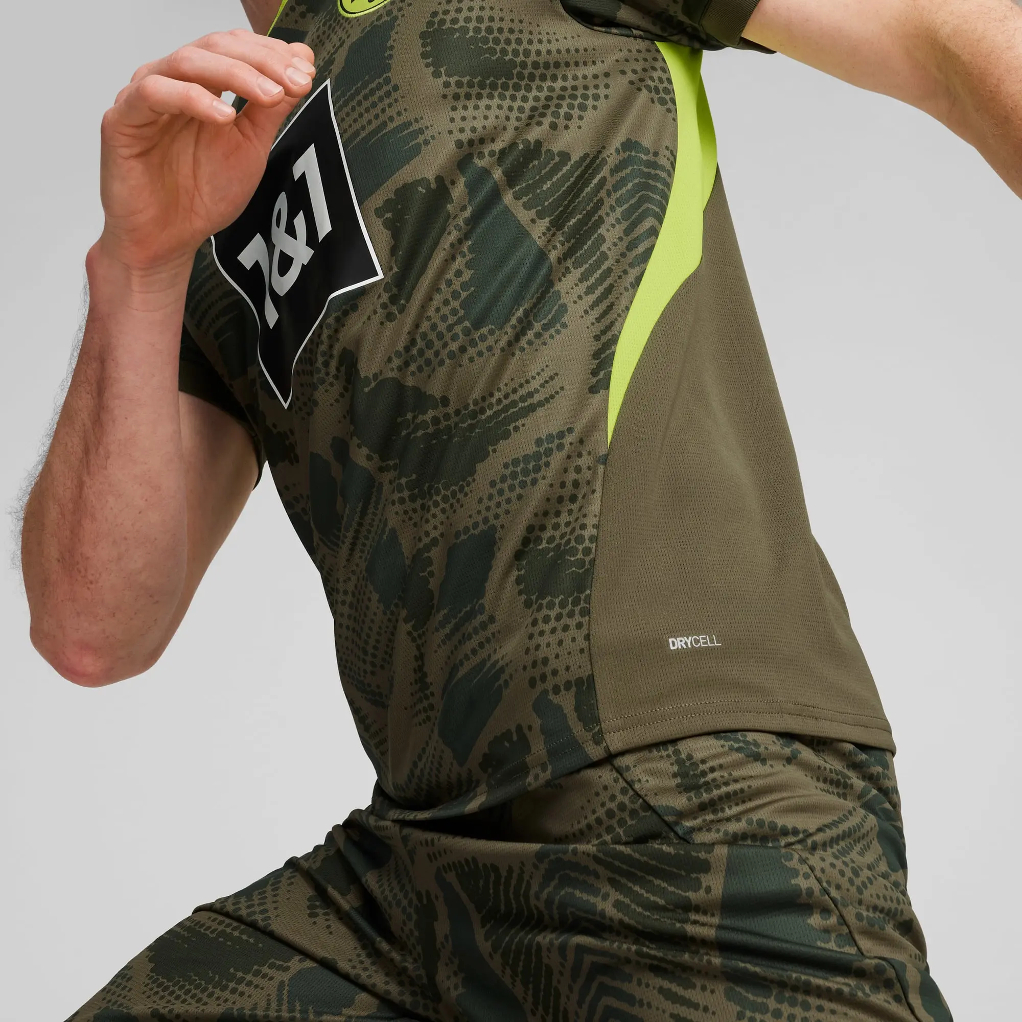 PUMA Borussia Dortmund 24/25 Goalkeeper Short Sleeve Jersey Men, Olive Drab/Myrtle