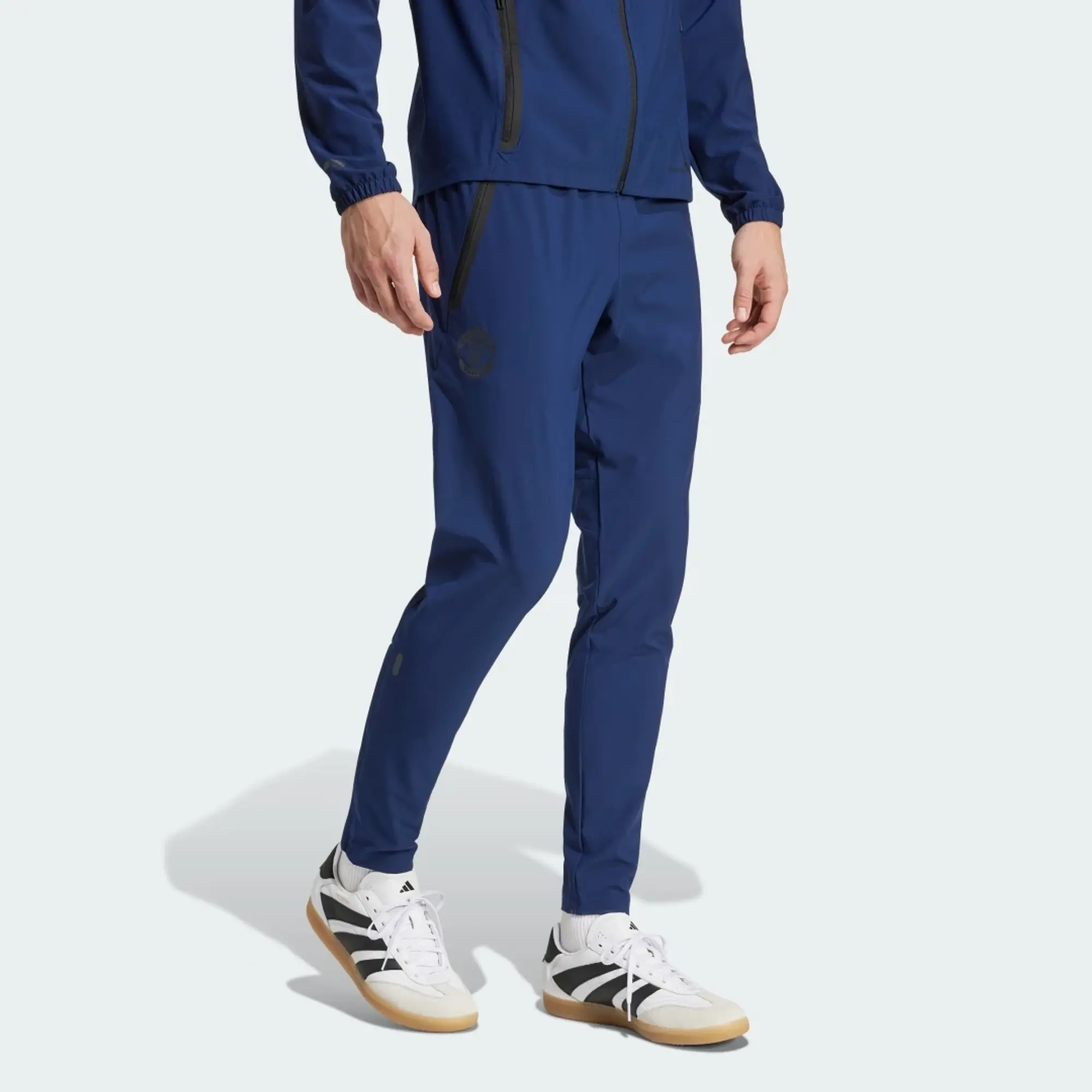 adidas Manchester United Tiro 25 Competition Vis Tech Travel Pants