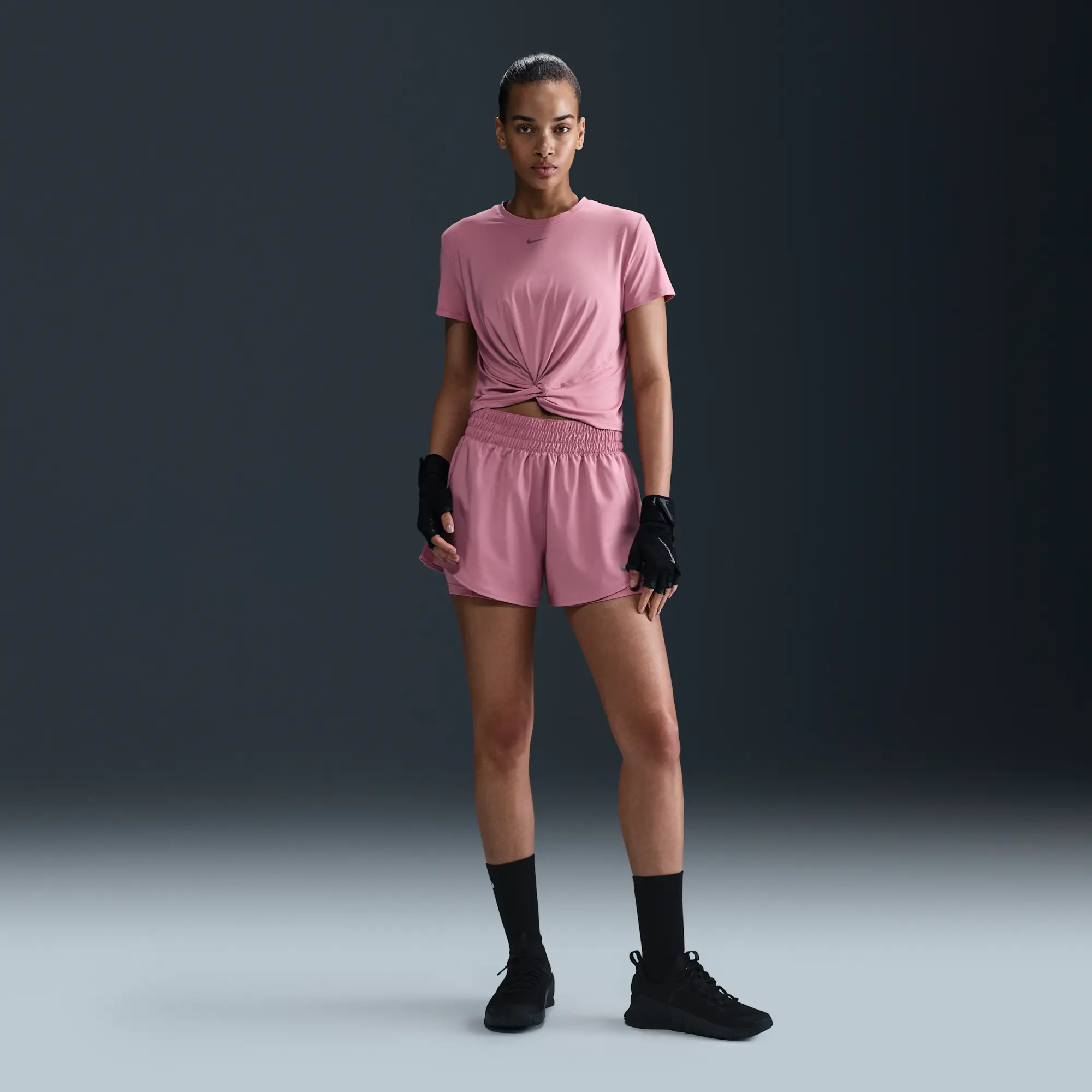 Nike One Classic Twist Women's Dri-FIT Short-Sleeve Top - Pink - Sustainable Materials