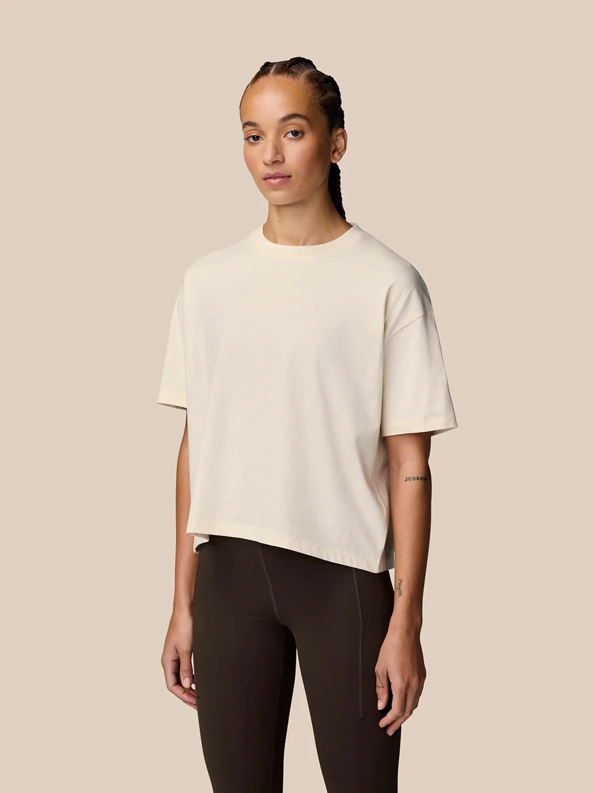Castore Adapt Lifestyle T-shirt – Cream