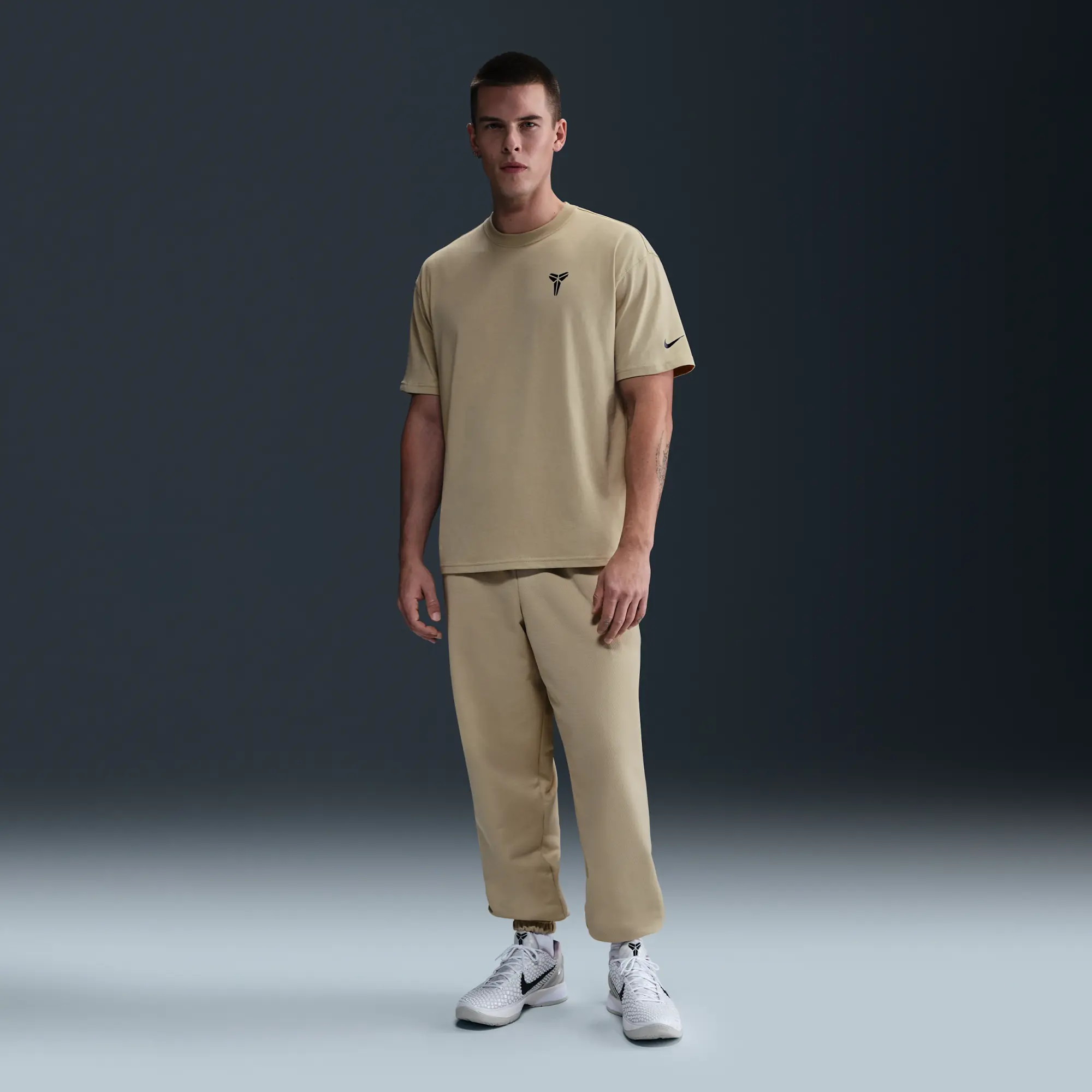 Nike Kobe Men's Basketball T-Shirt - Desert Khaki