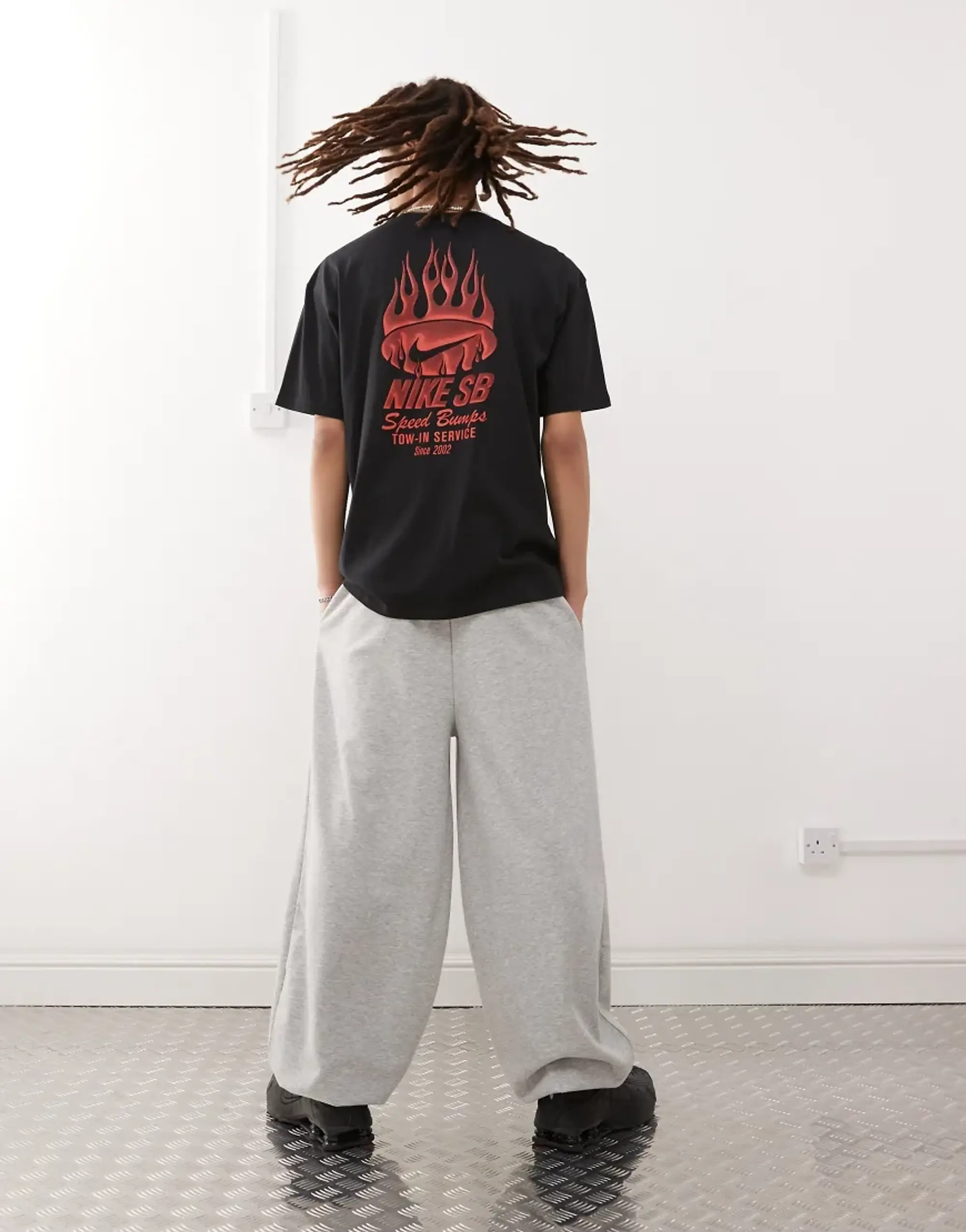 Nike Sb Logo T-Shirt In Black