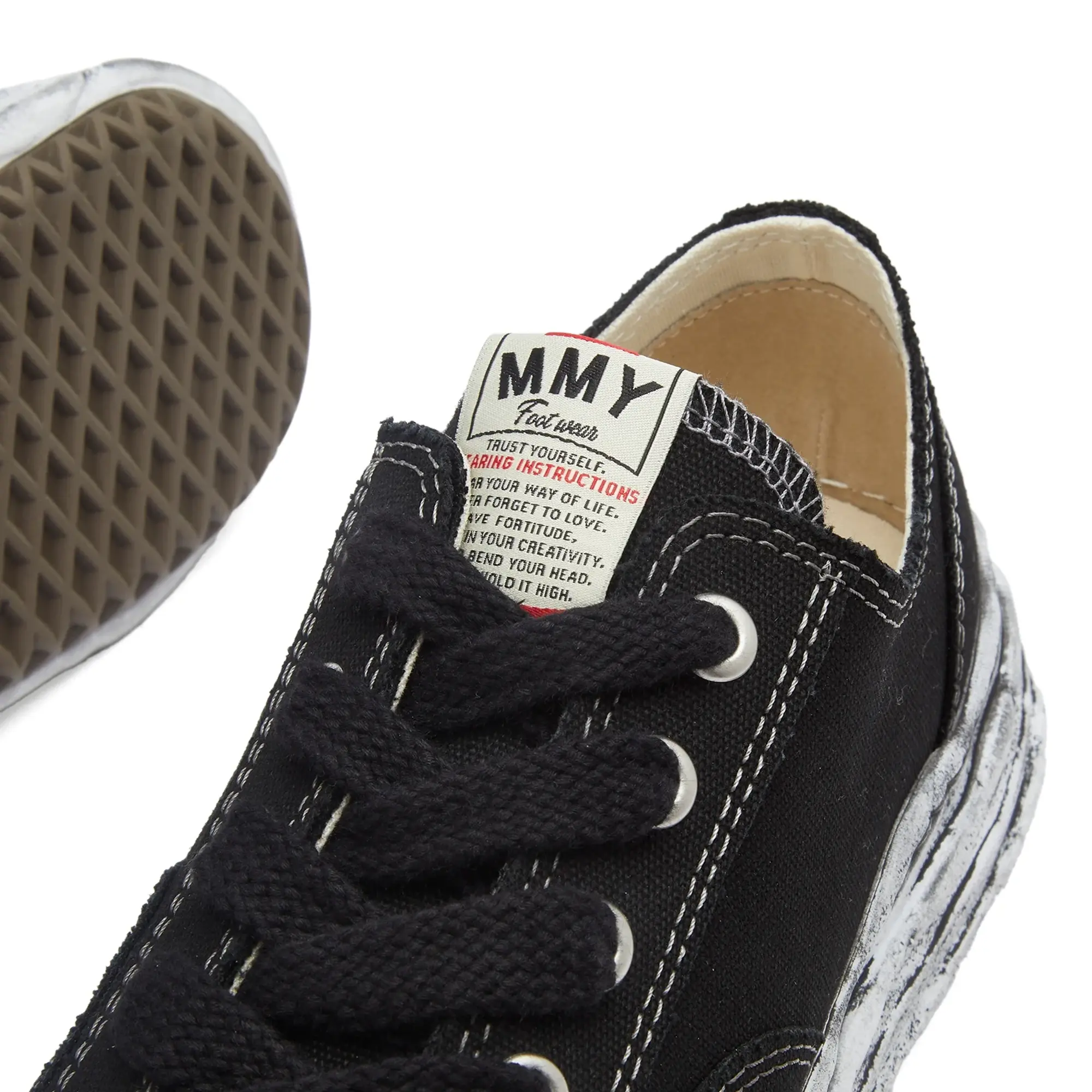Maison Mihara Yasuhiro Hank Low Top Sneaker - Black