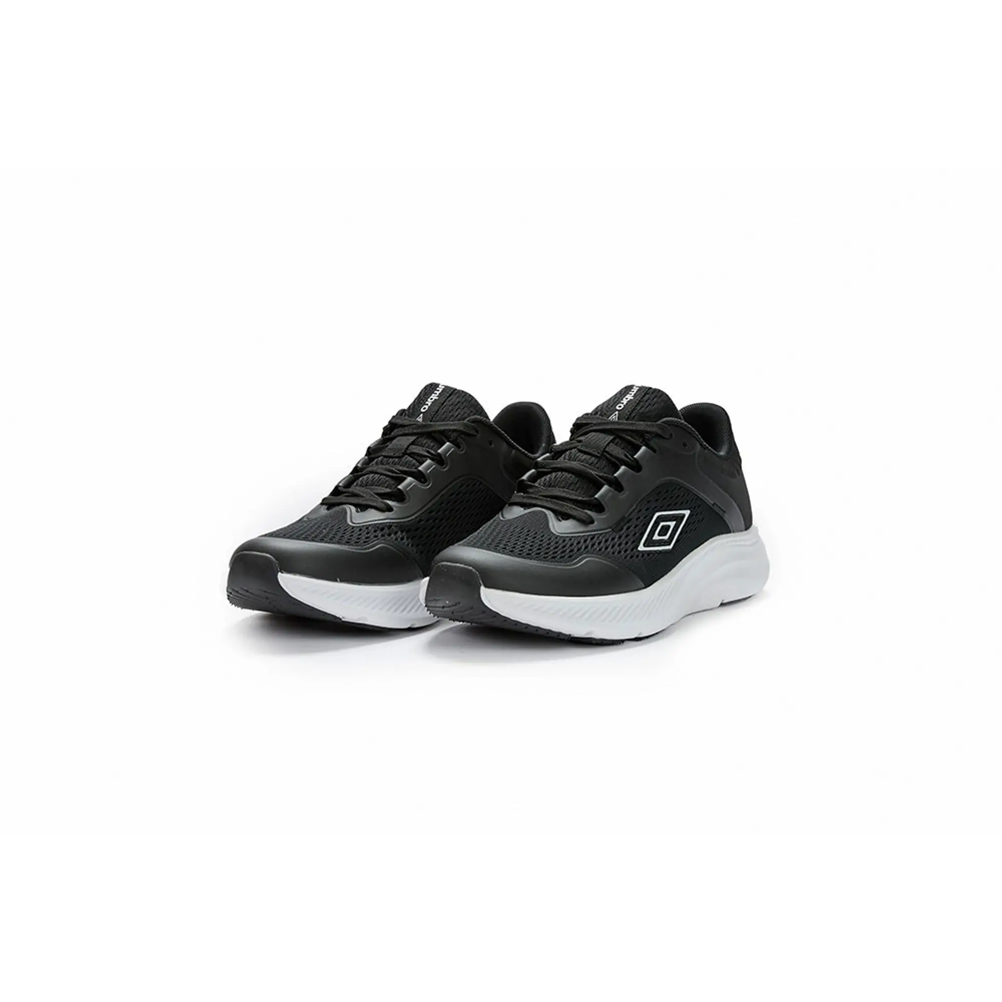 Umbro Surge Trainers