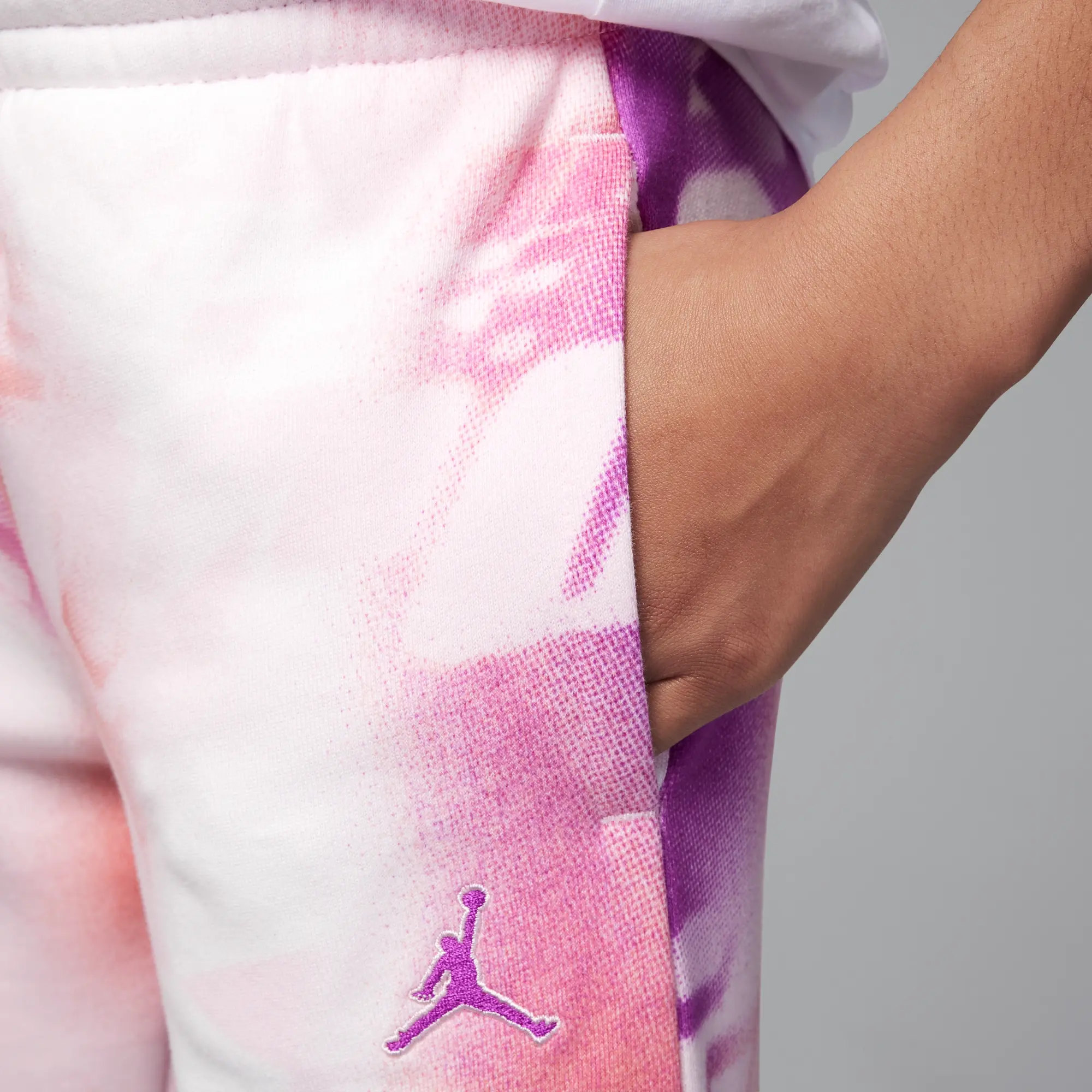 Nike Jordan Older Kids' Triple Team Printed Trousers - Pink - Fleece