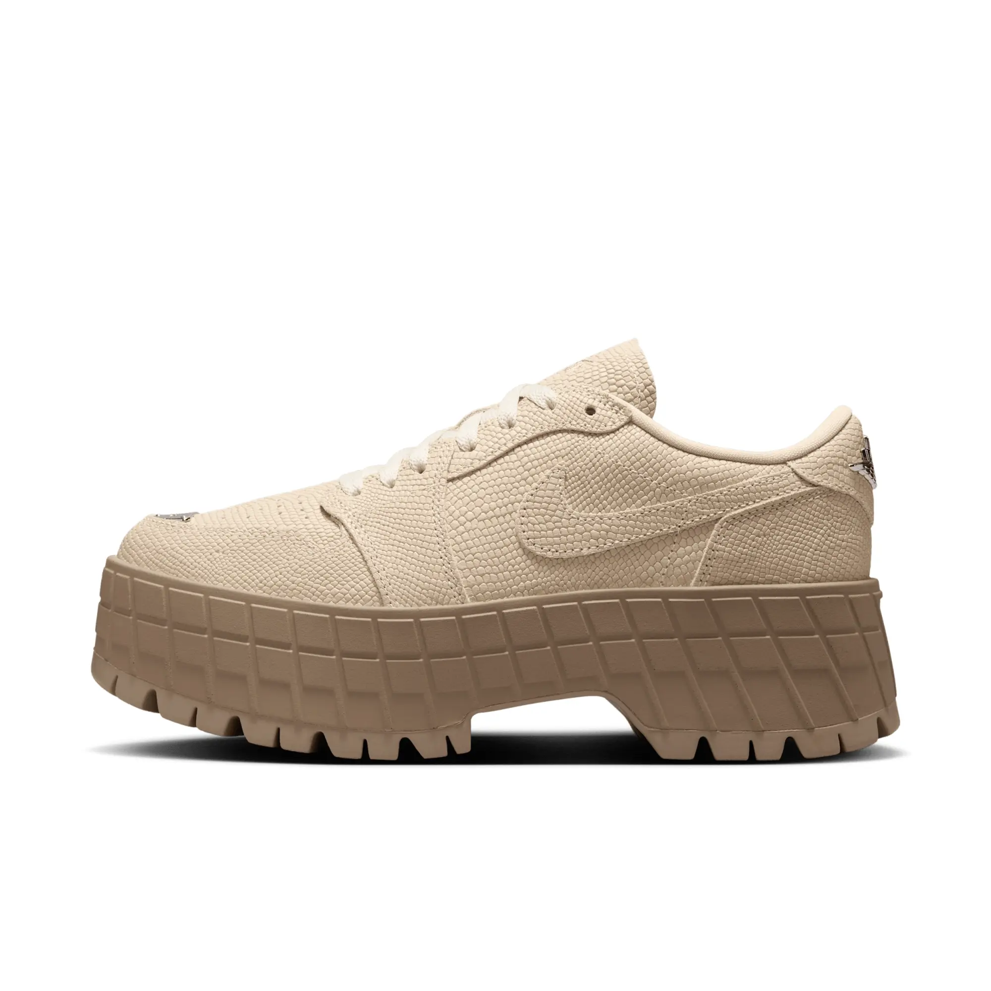 Nike Jordan Air Jordan Women's 1 Brooklyn Low W Sneaker Rattan/Desert Camo/Rattan