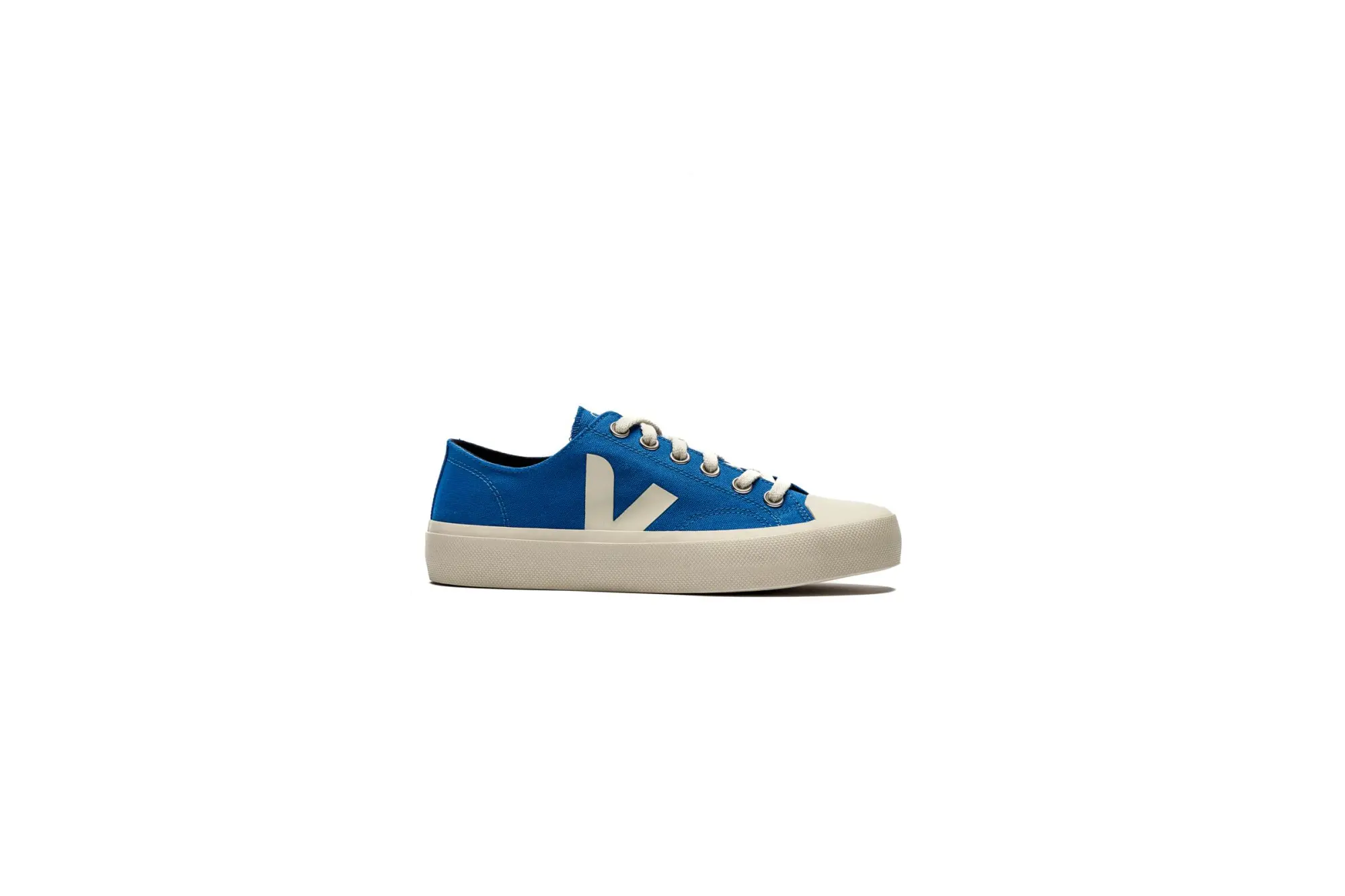 Veja WMNS Wata II Low