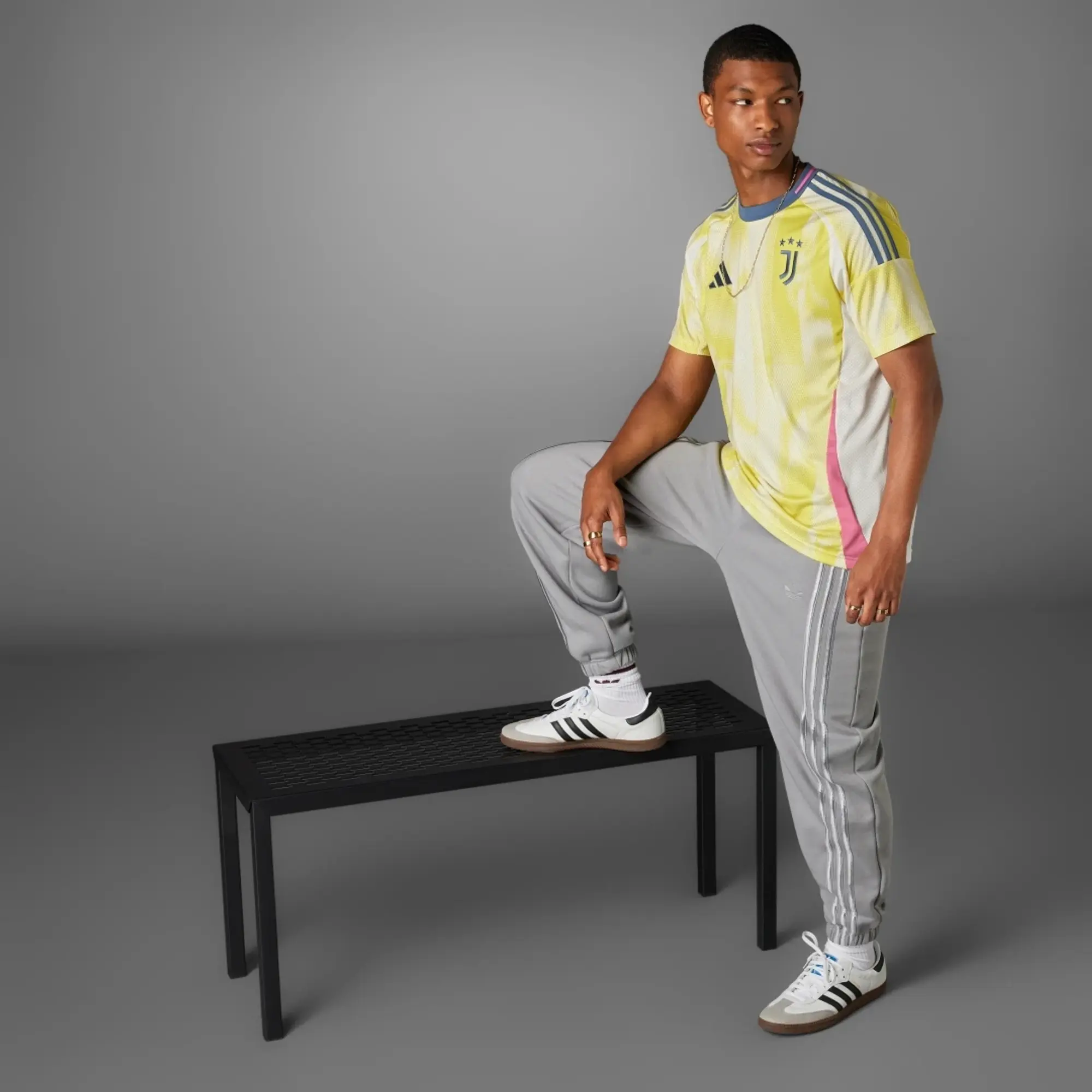 adidas Juventus 24/25 Away Jersey