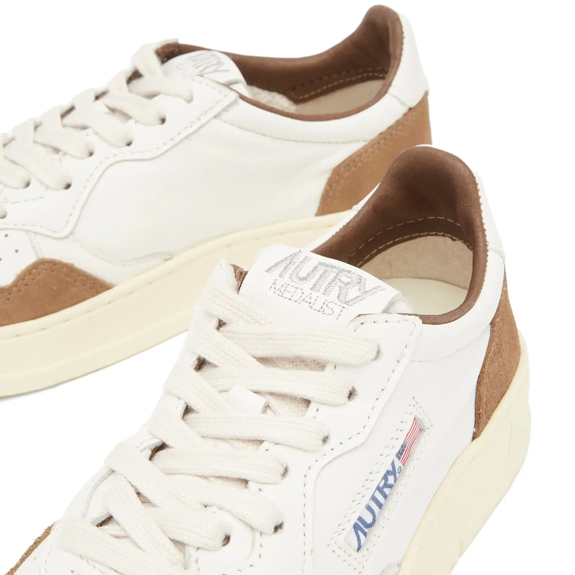 Autry Women's Medalist Low White