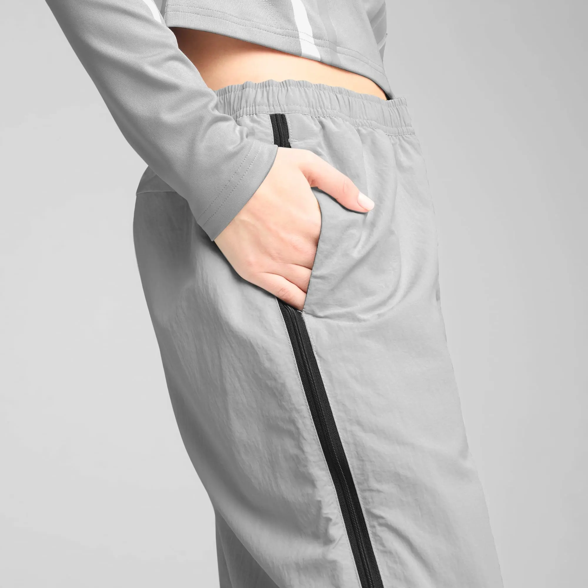 PUMA Dare To Relaxed Woven Zip-Off Pants Women, Flat Light Grey