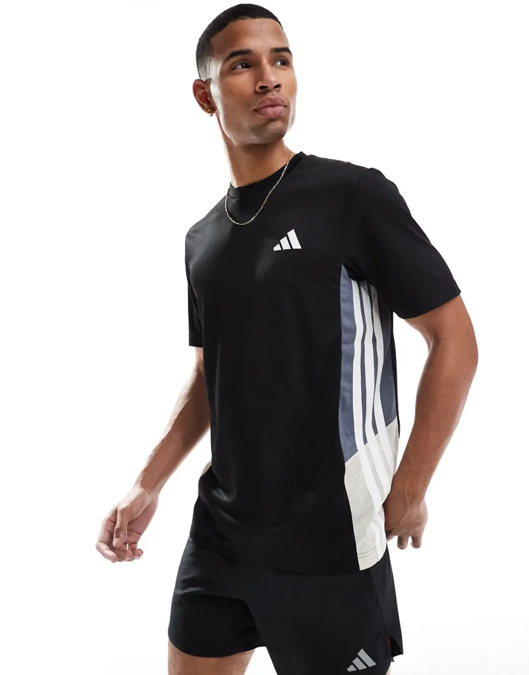 Adidas Training Essentials 3 Stripe T-Shirt In Black And Grey Block