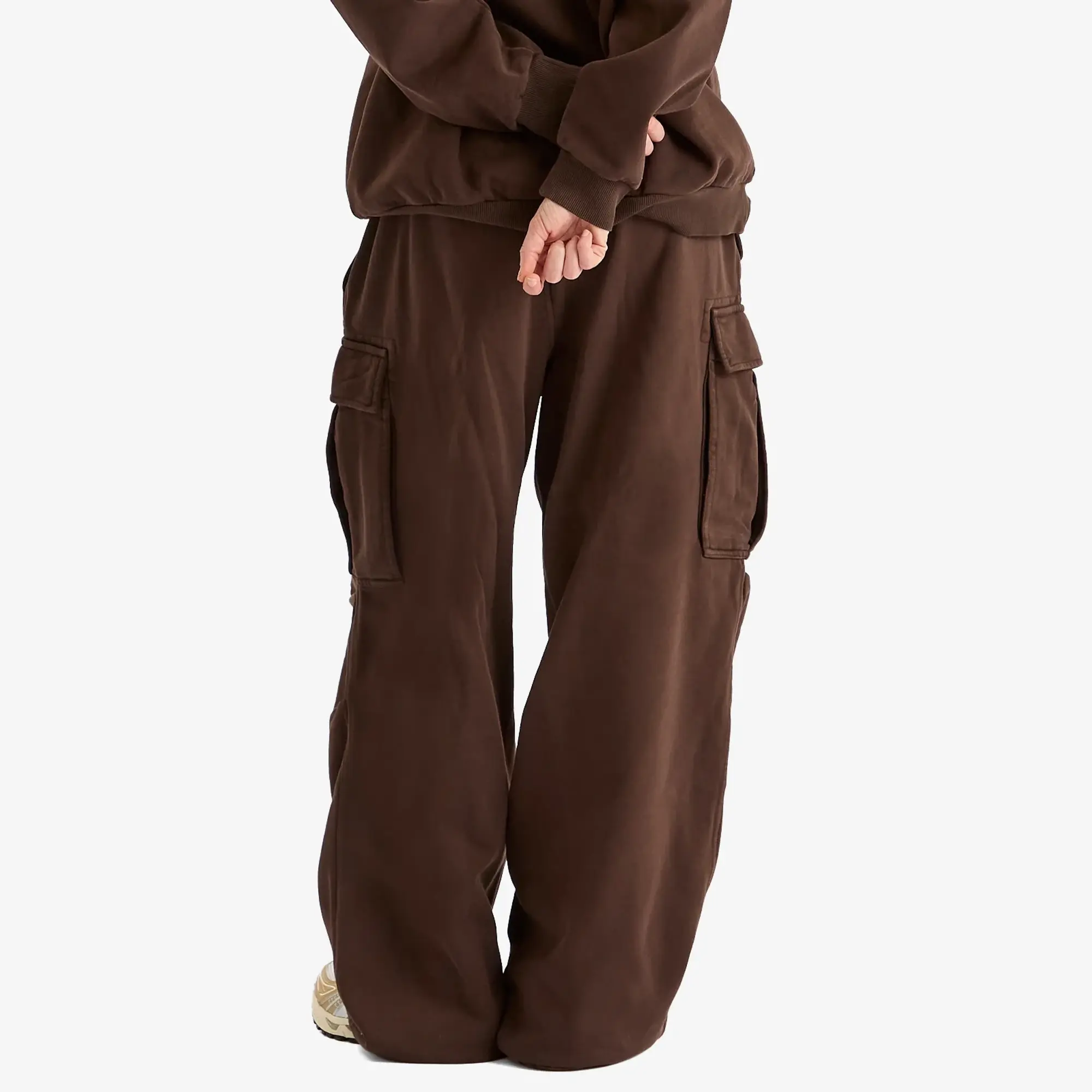 SKIMS Women's Boyfriend Fleece Cargo Sweatpant Espresso