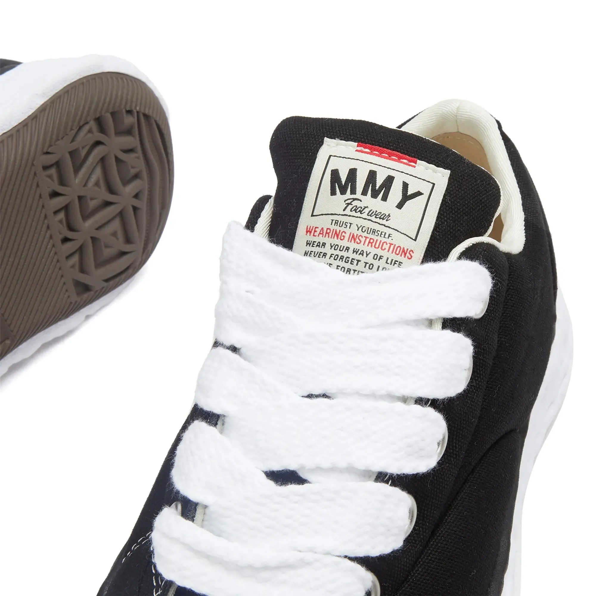 Maison Mihara Yasuhiro Peterson 23 Padded Low Sneaker - Black